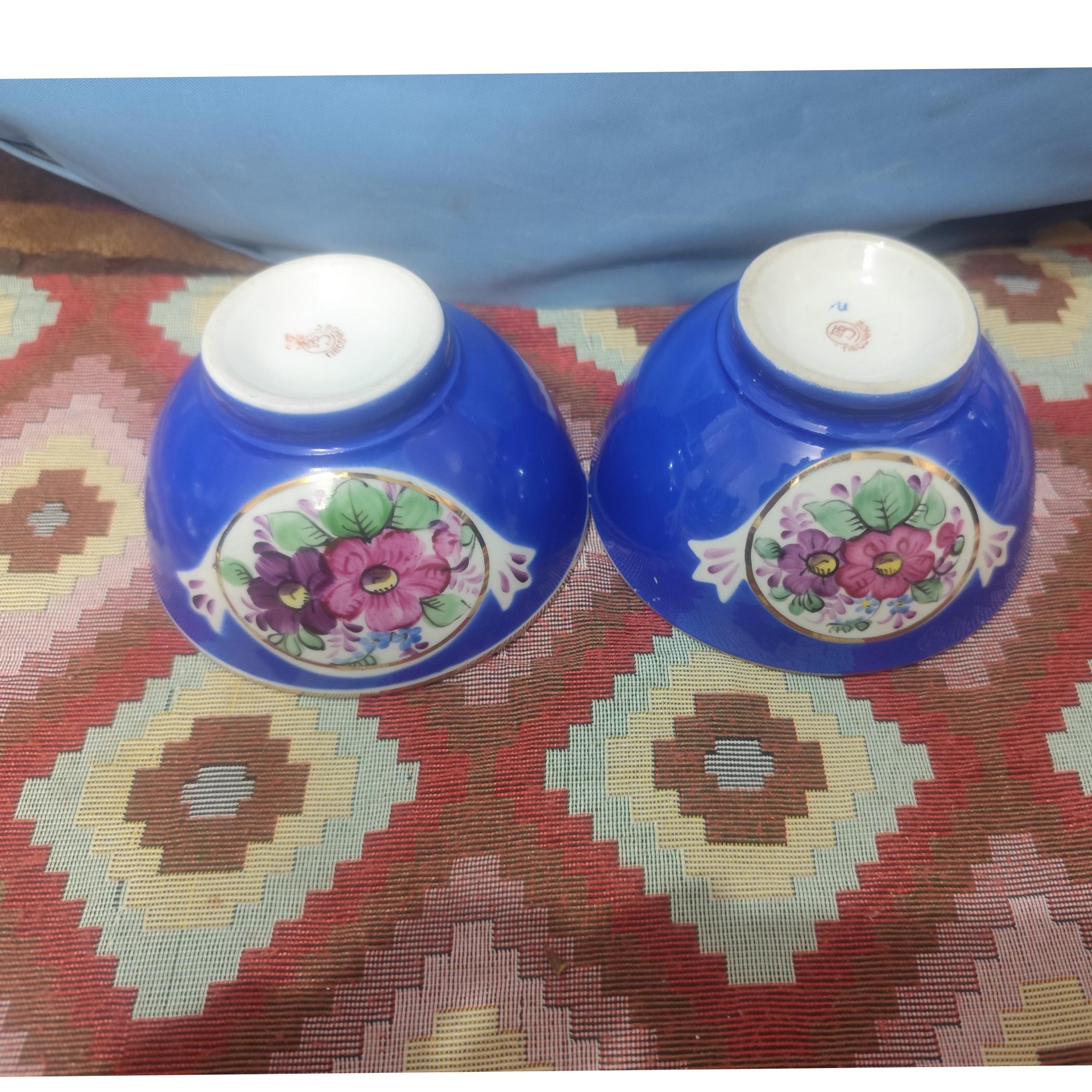 دو عدد کاسه قدیمی