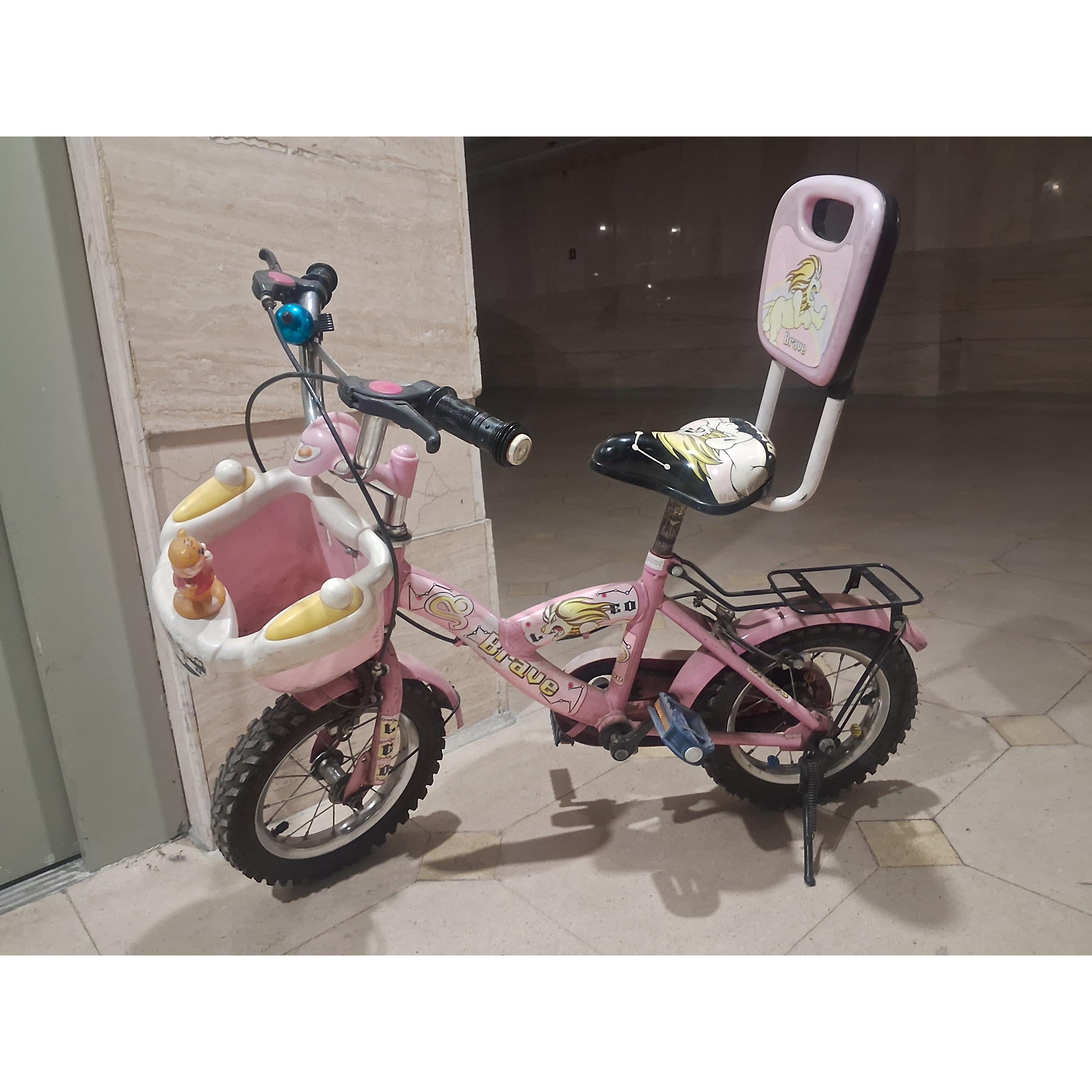 دوچرخه 16 با کمکی و توضیحات