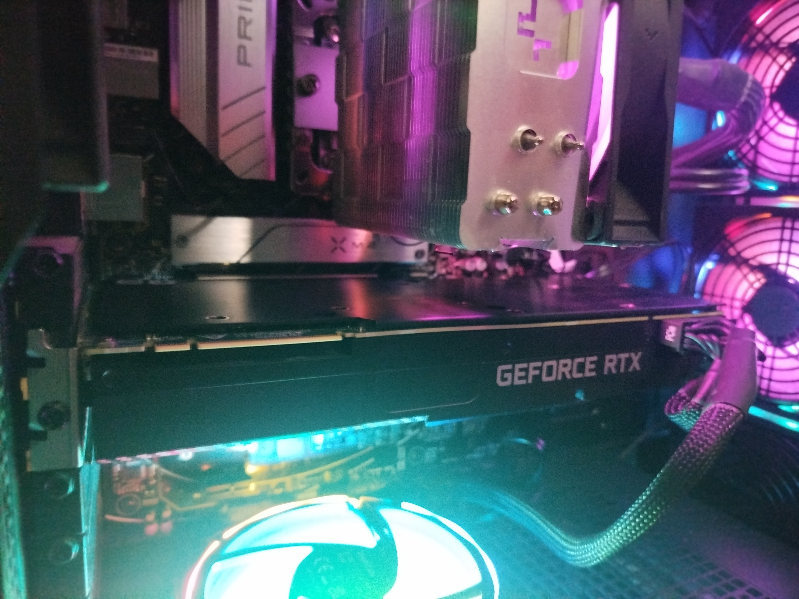 کارت گرافیک 2080 ti تولید خود انویدیا