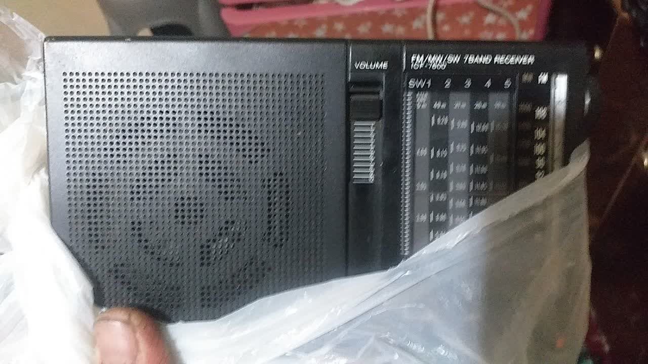 رادیو سونی 7600