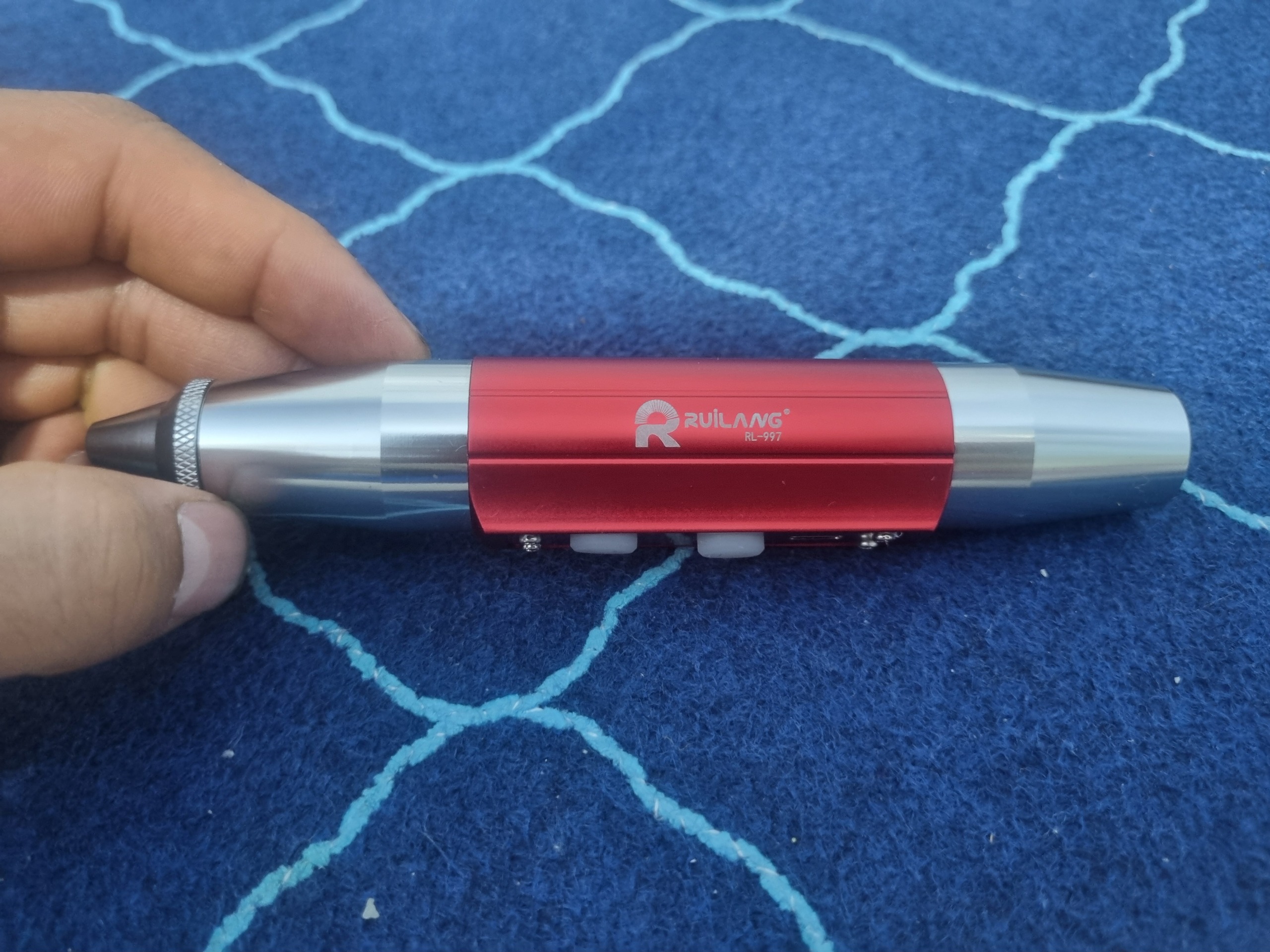 چراغ قوه ruilang rl 997