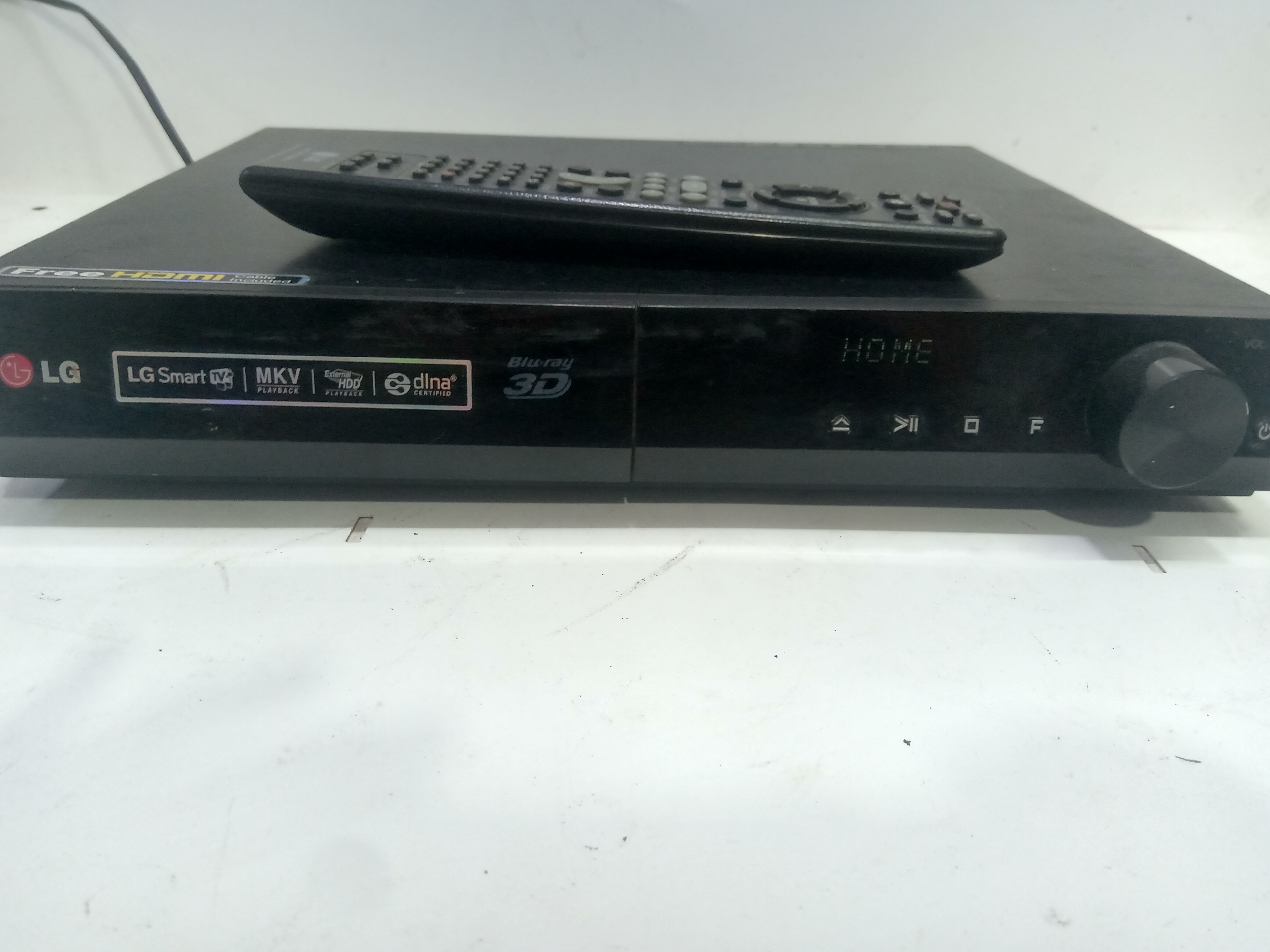 سینما خانگی ال جی 300وات
