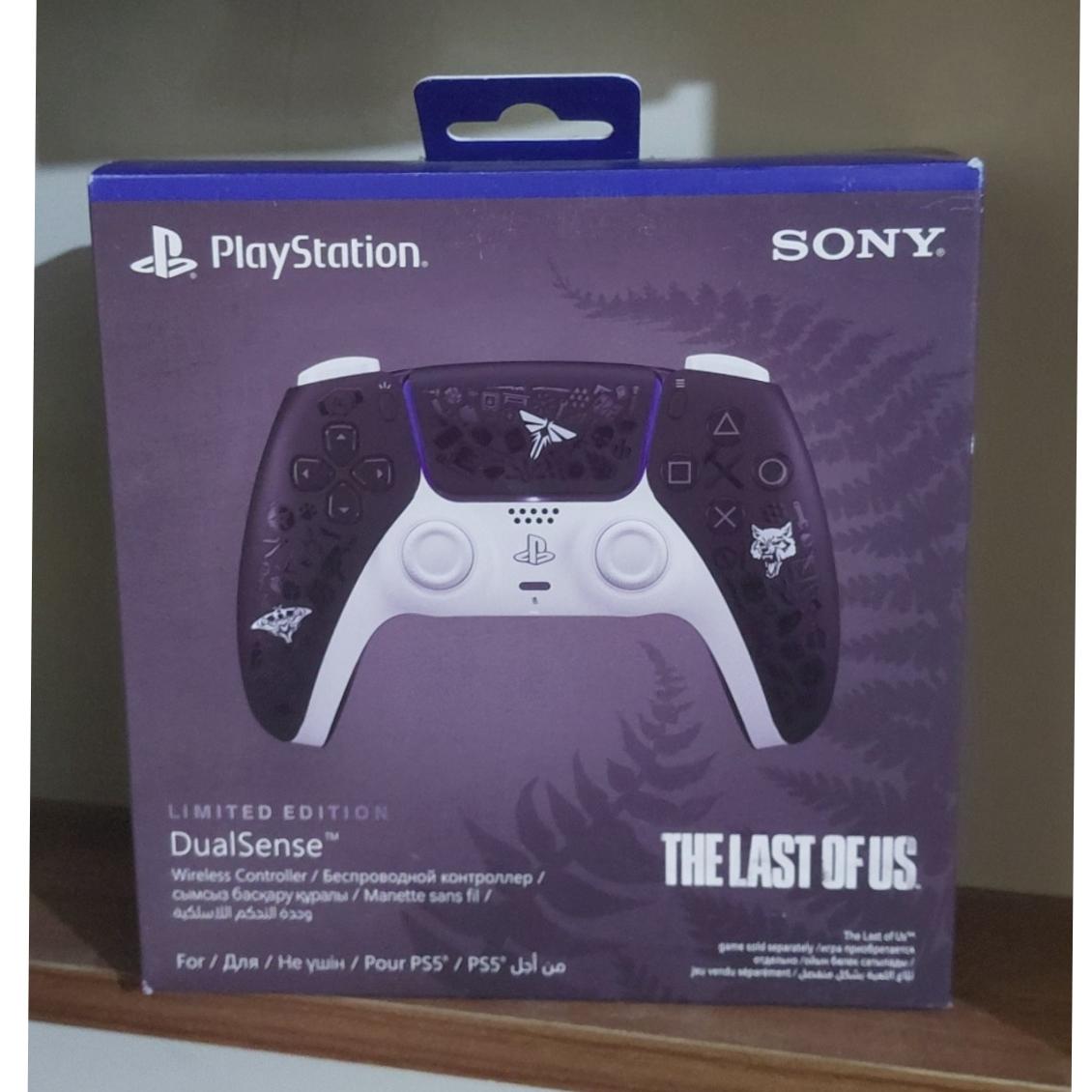 Dualsense the last of us limited edition ps5