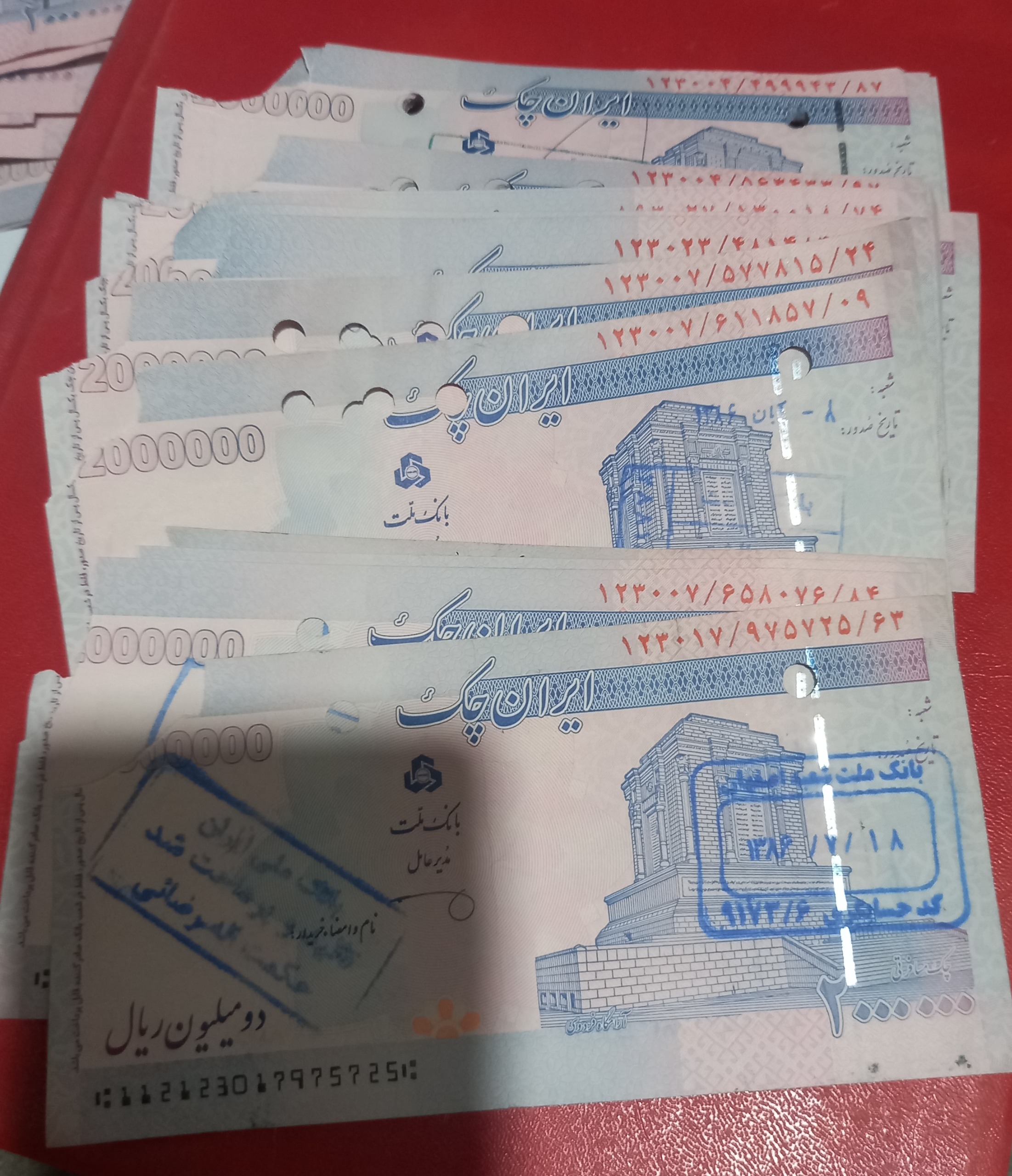 100 برگ ایران چک کیفیت طبق تصویر/ 2