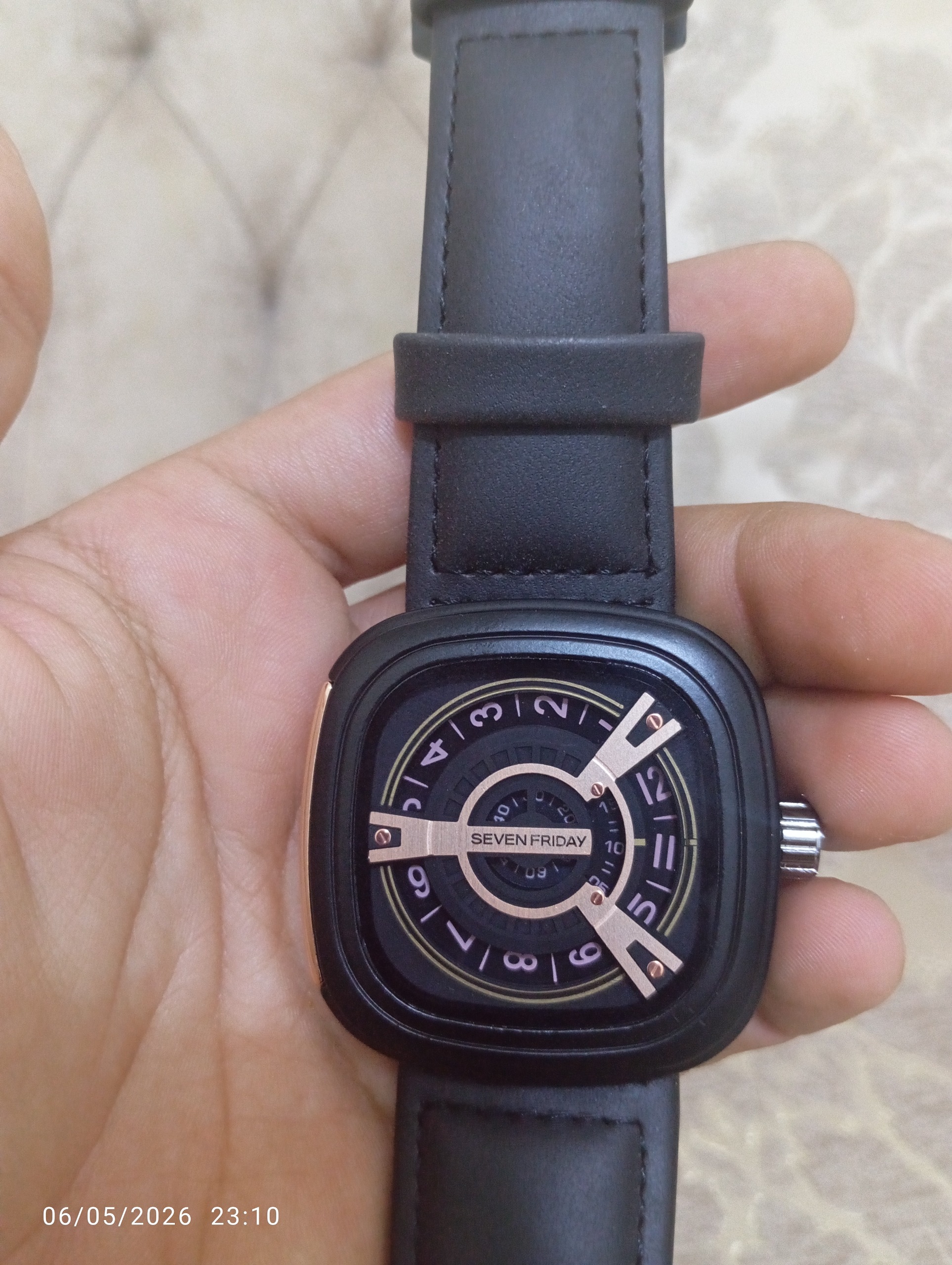 ساعت کنتوری سون فرایدی