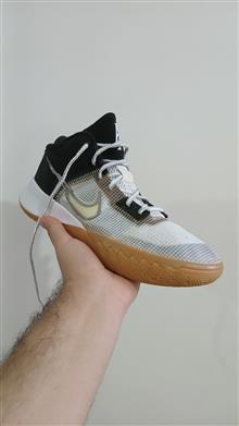 Kyrie