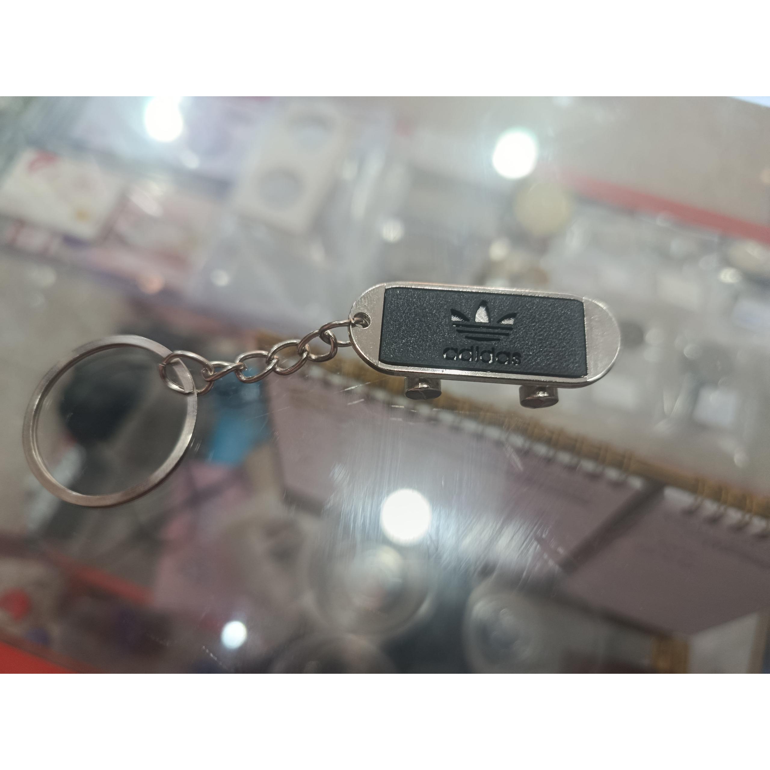 جاکلیدی طرح اسکیت برد