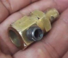 یک قطعه فلز