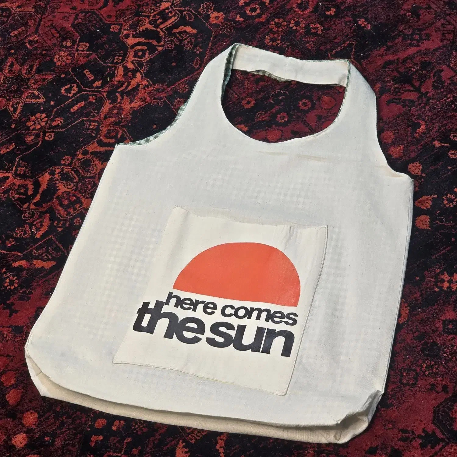 توت بگ دستدوز جیبدار دورو طرح Here comes the sun