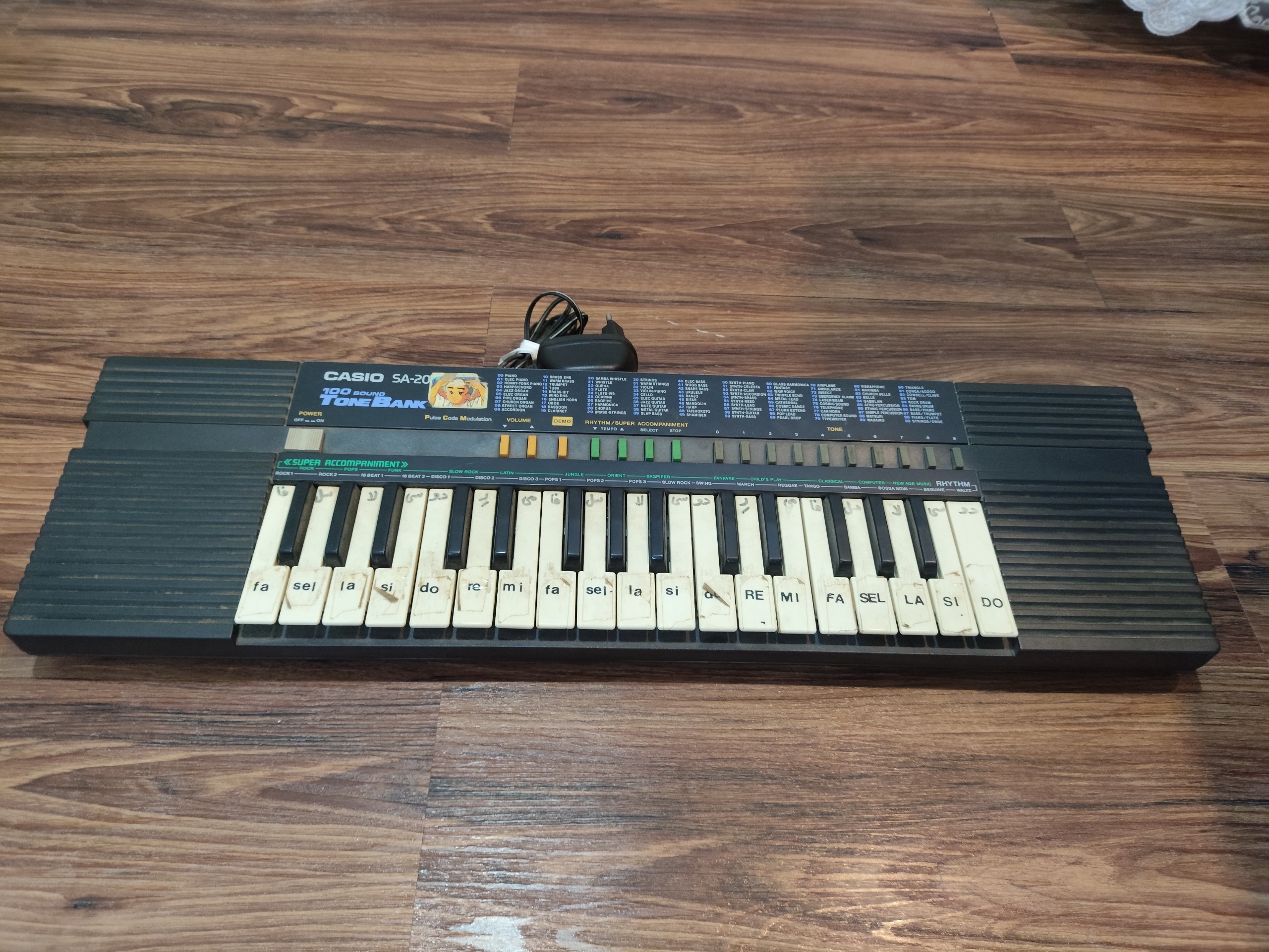 ارگ و کیبورد قدیمی نوستالژیک کاسیو Casio SA20