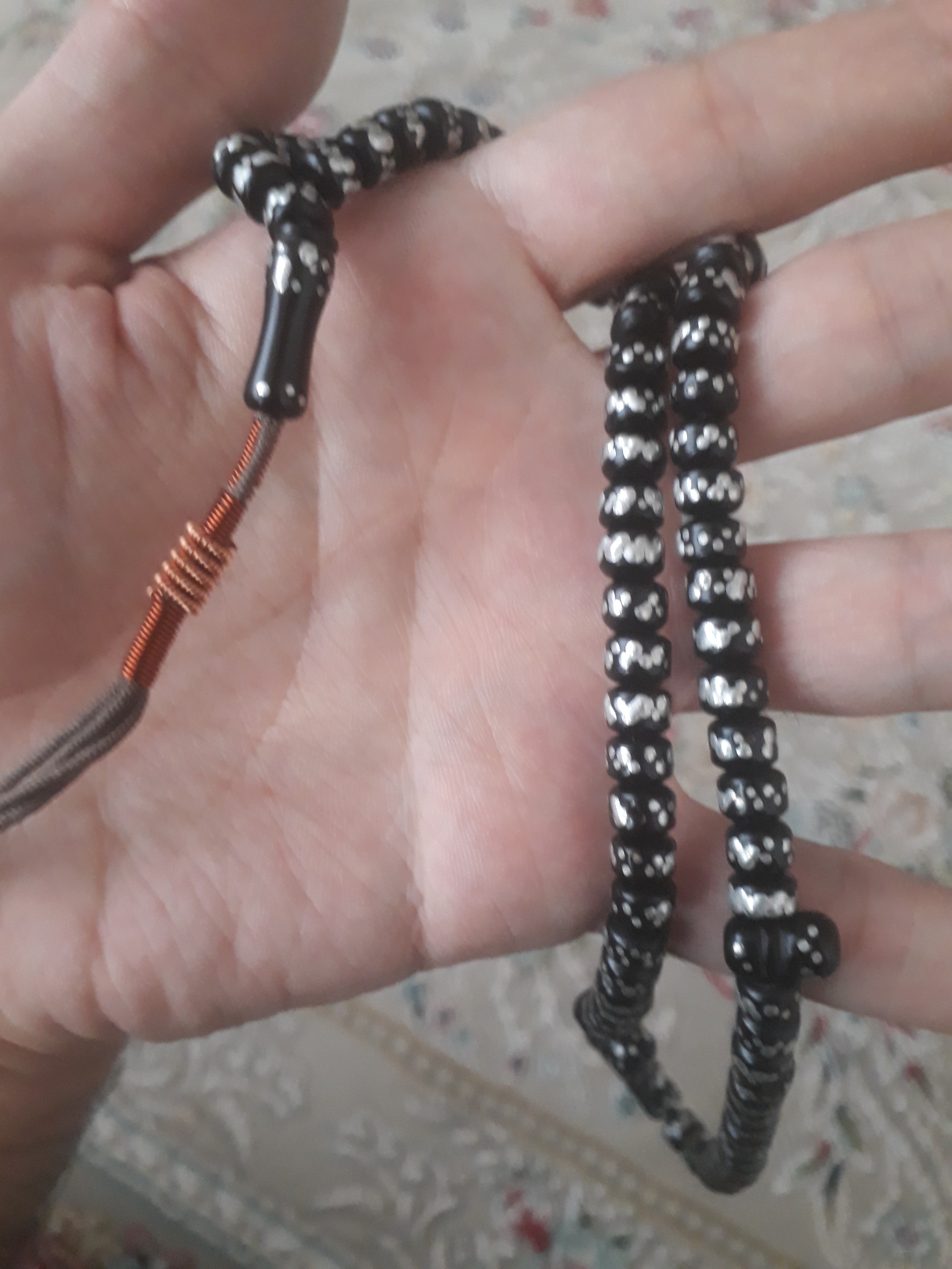 تسبیح نقره کوب