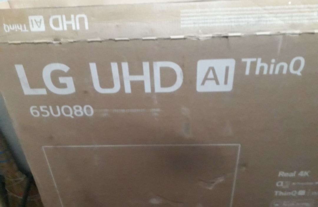 کارتن تلویزیون 65اینچLGاصل کره