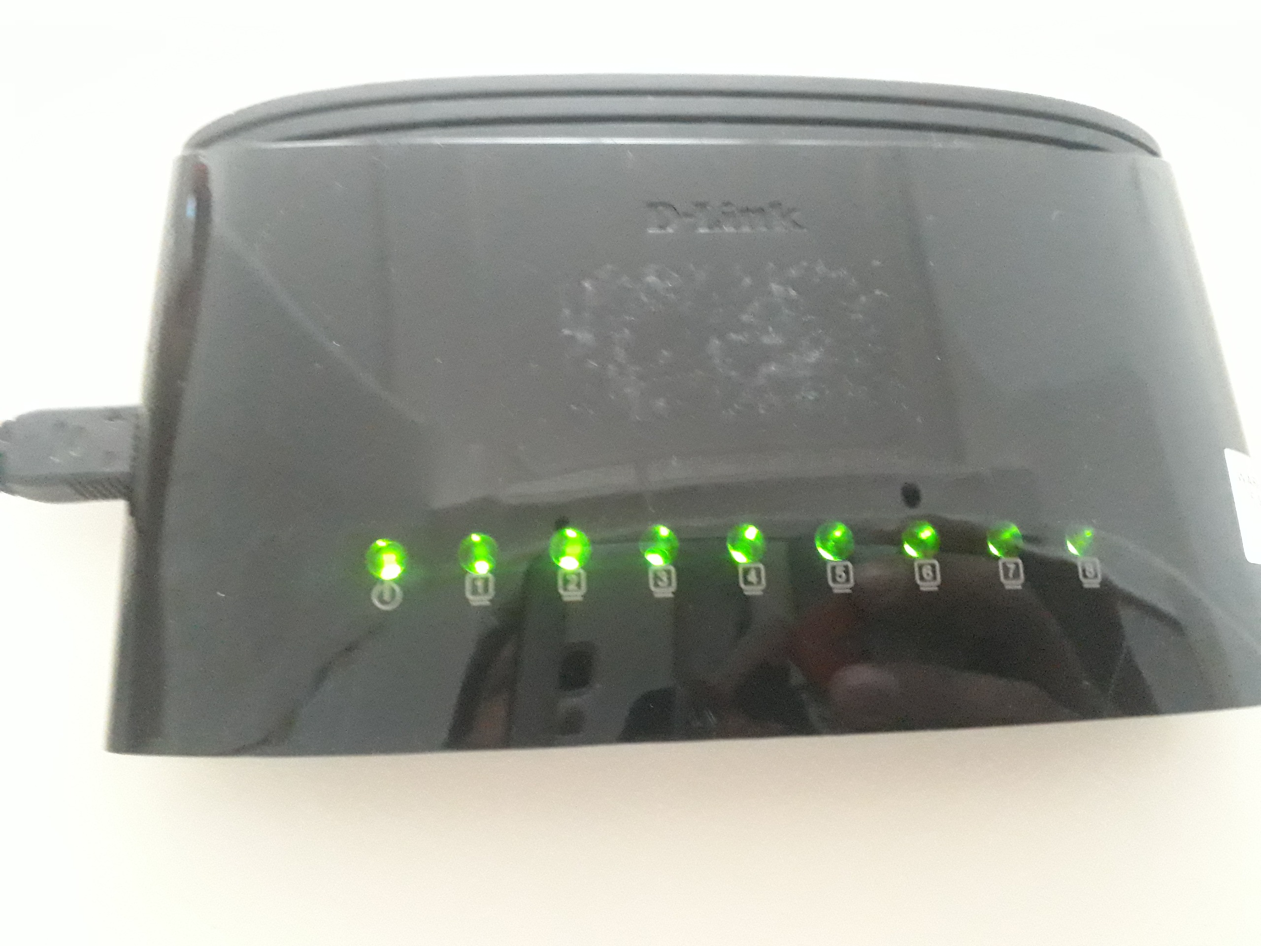 سوییچ 8پورت دیلینک Dlink DES1008