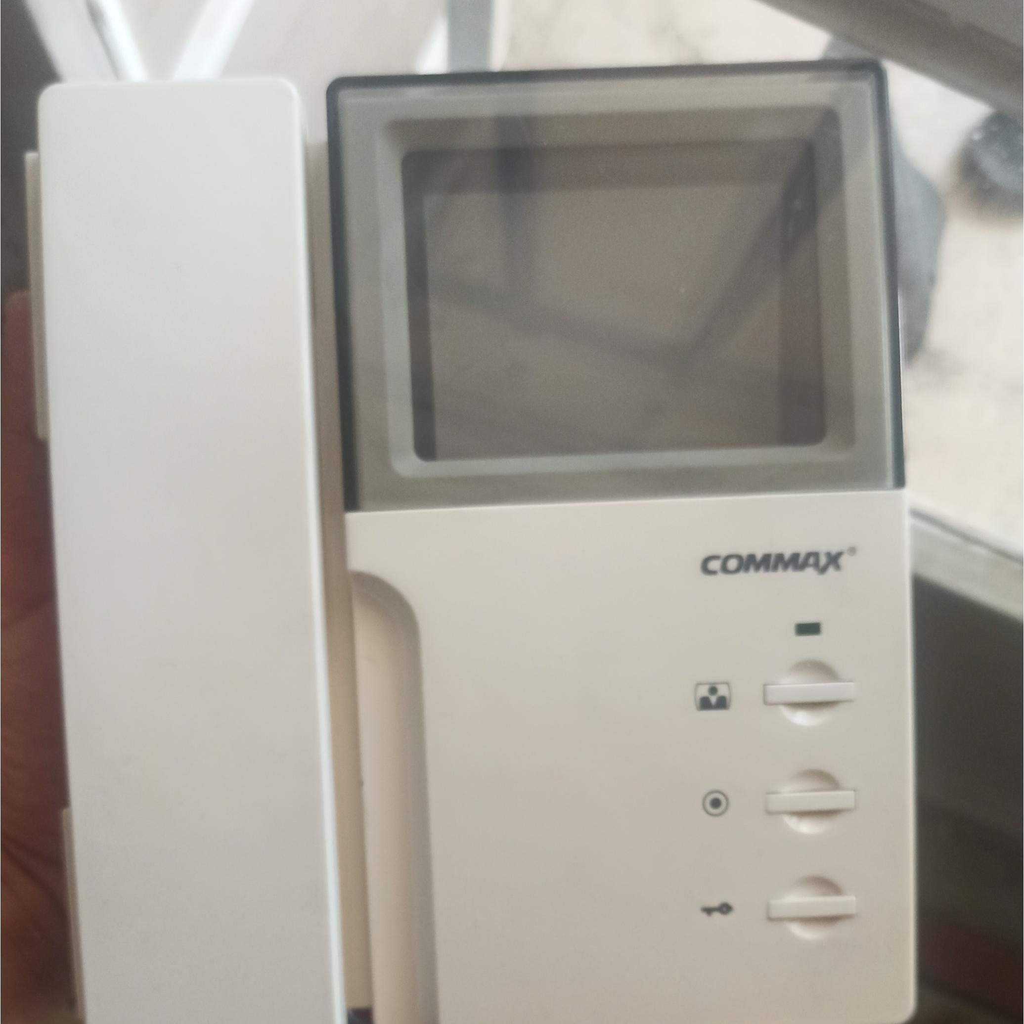 آیفون تصویری کوماکس سیاه سفید