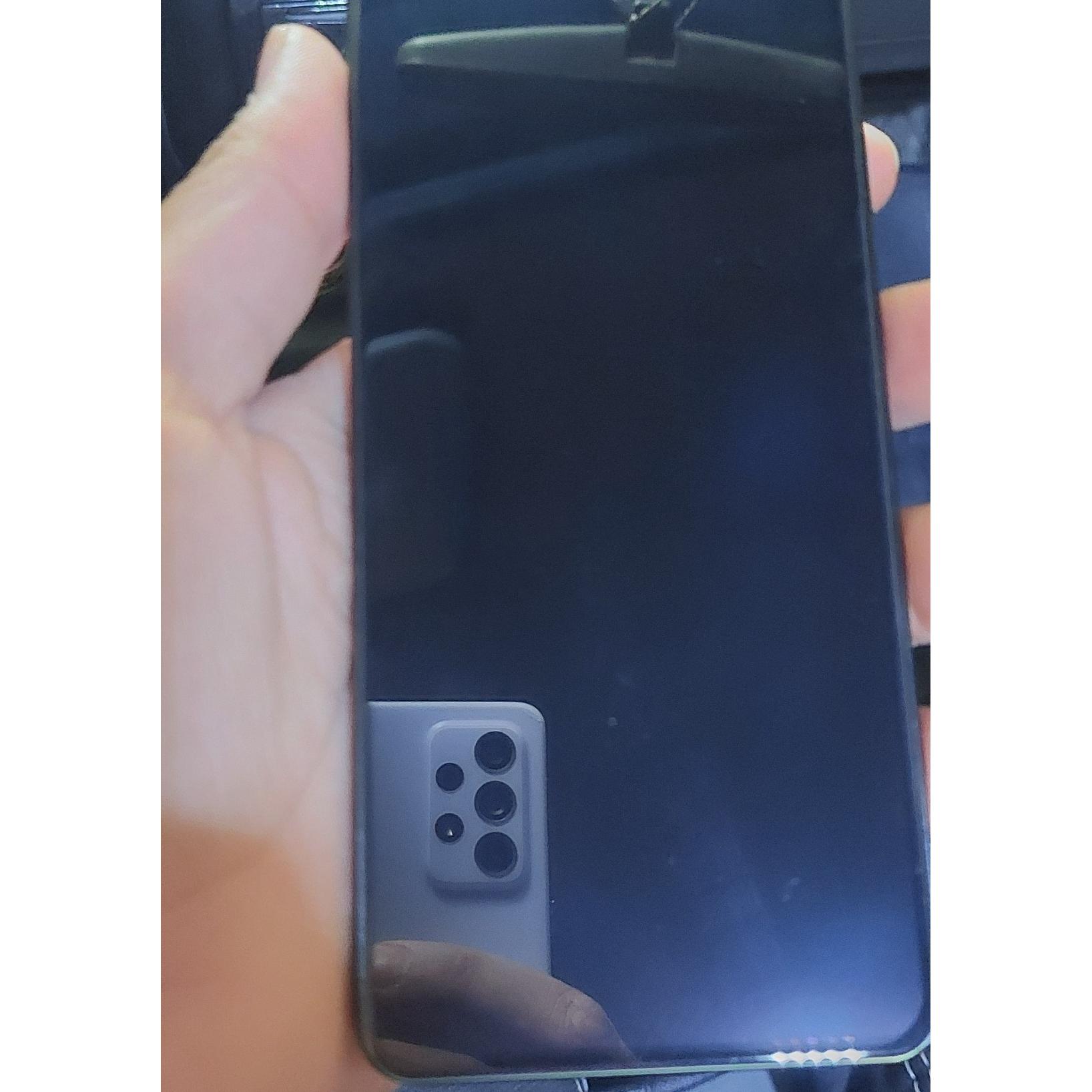 گوشی کم کار pocox6pro
