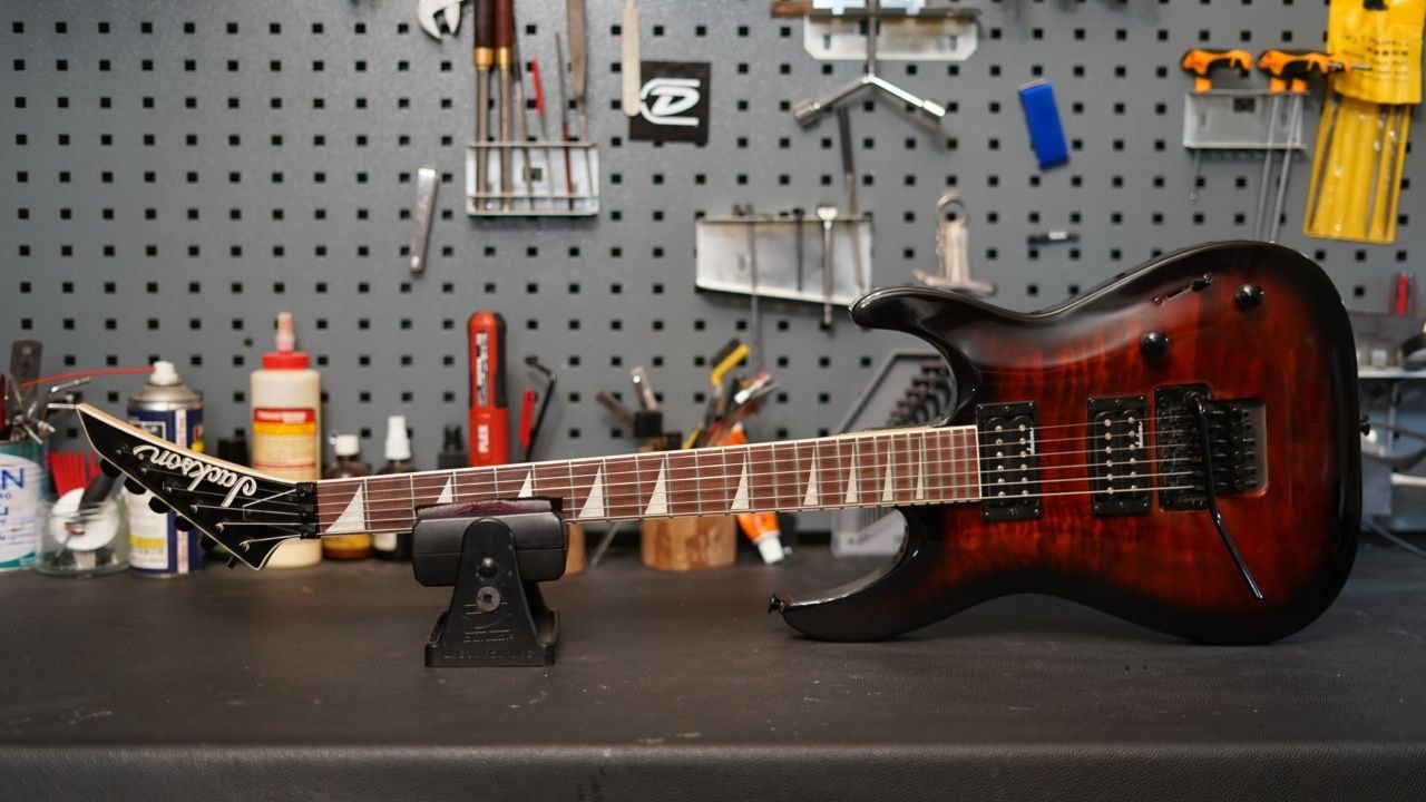 Jackson JS32Q DKA Dinky Arch Top