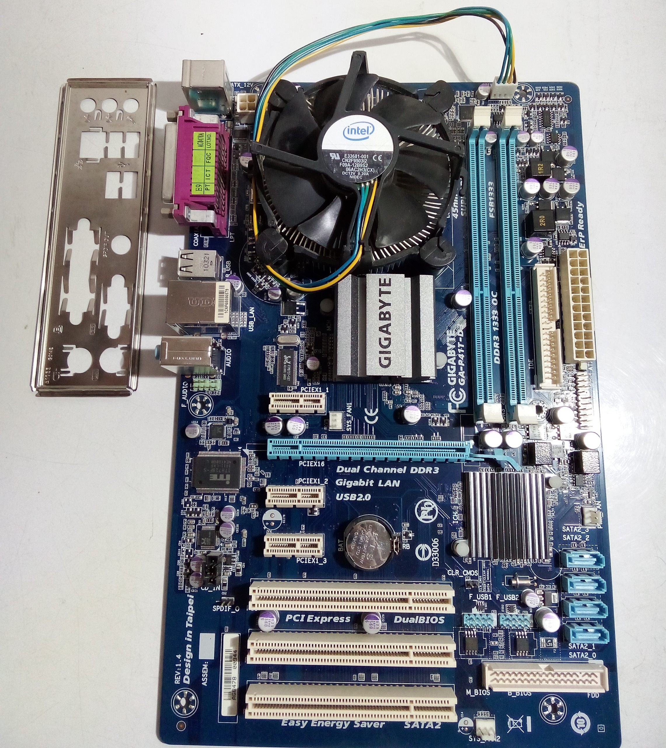 باندل گیگابایت P41T-DDR3 با E7500