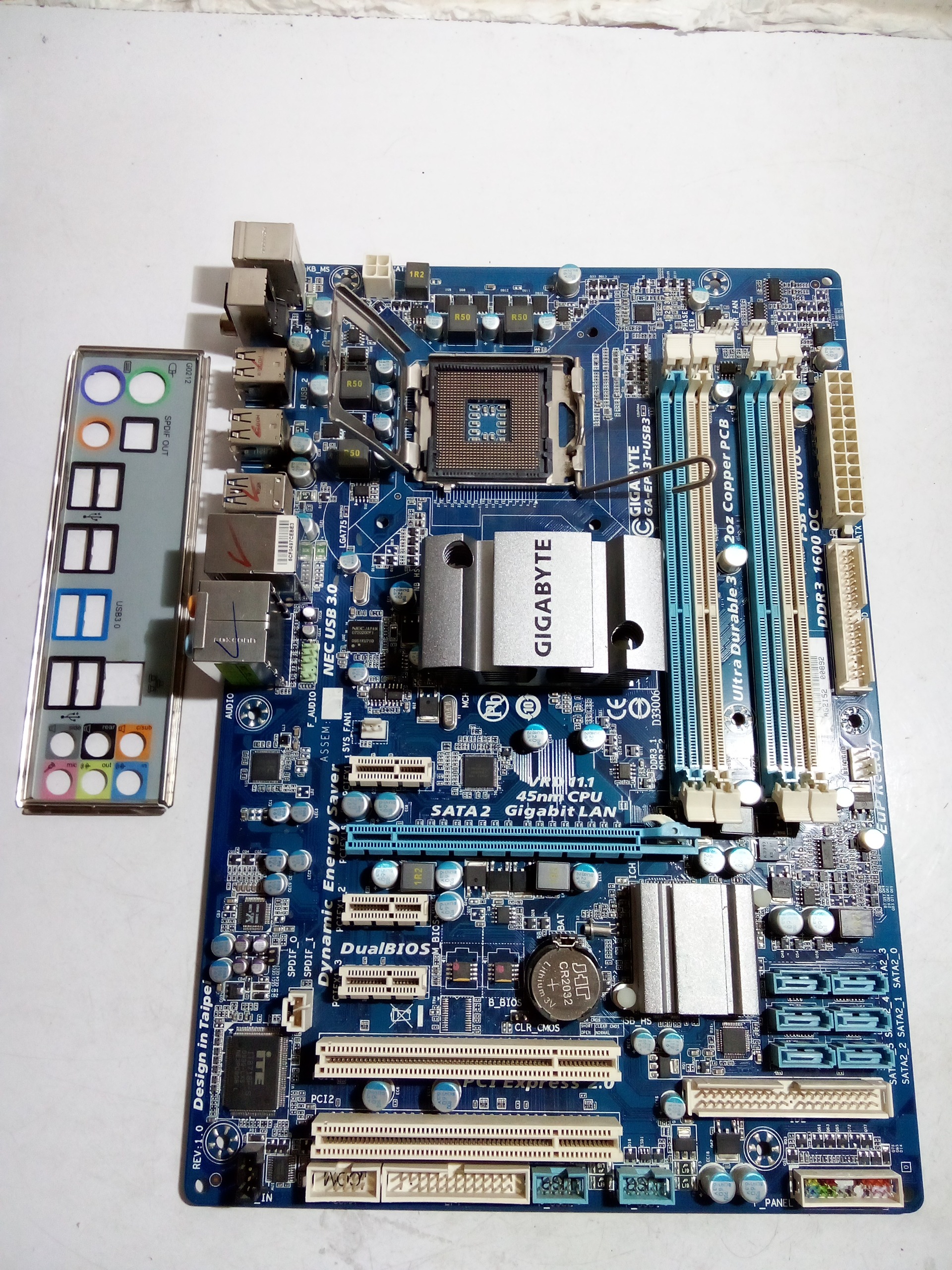 مادربرد گیگابایت EP43 - USB3 چهار اسلت رم