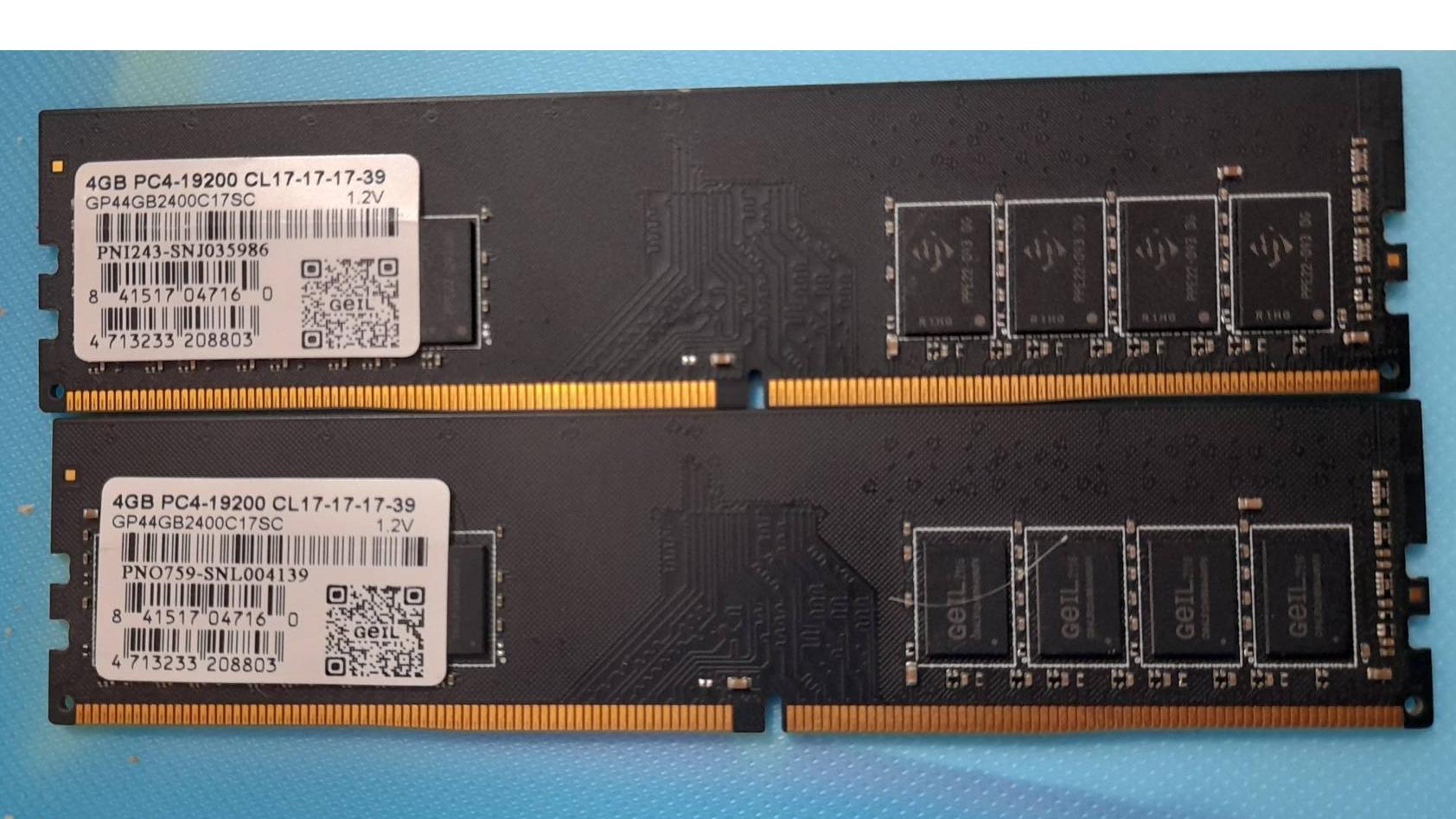 2 عدد RAM DDR$ 4GB