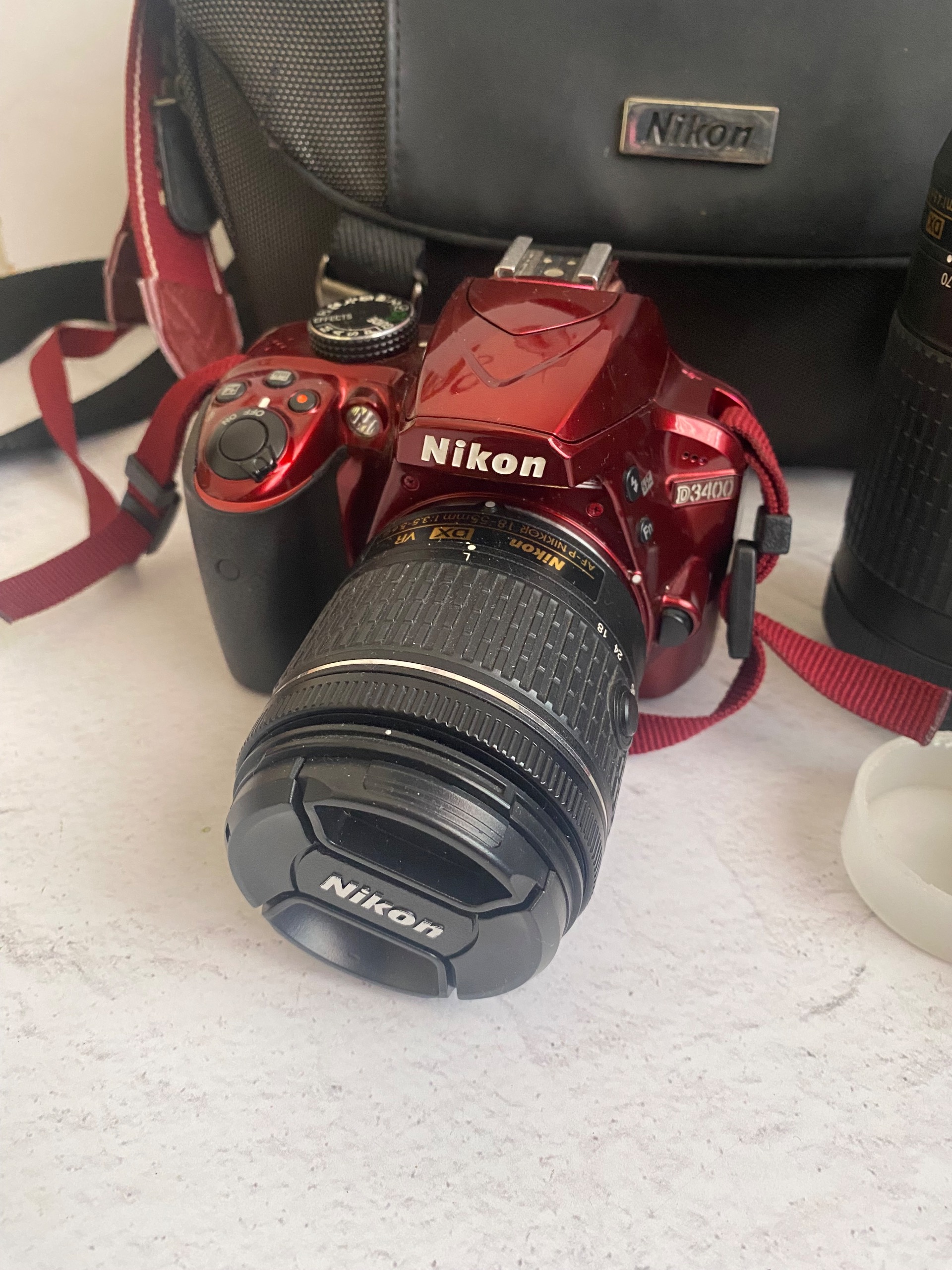 دوربین نیکون D3400