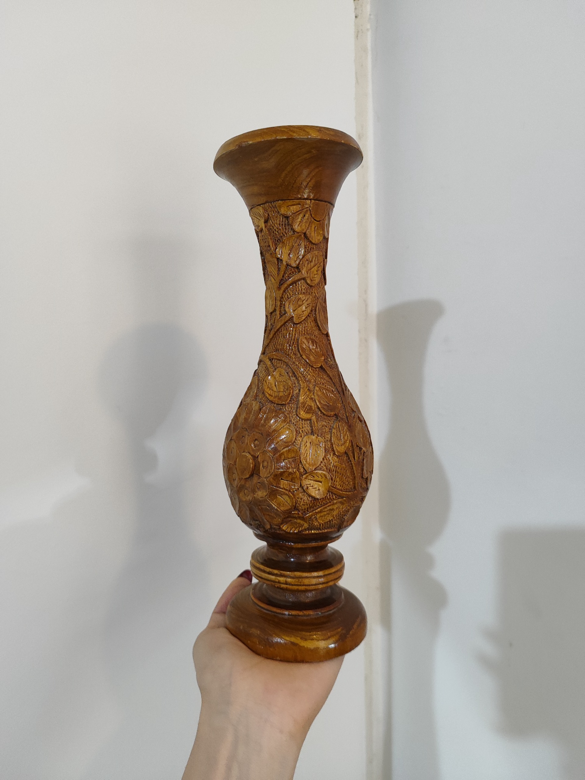 گلدان چوبی خراطی