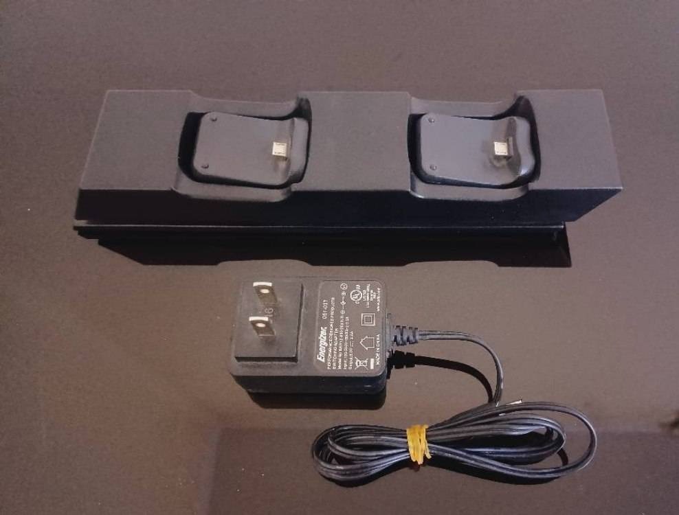 پایه شارژر ps4