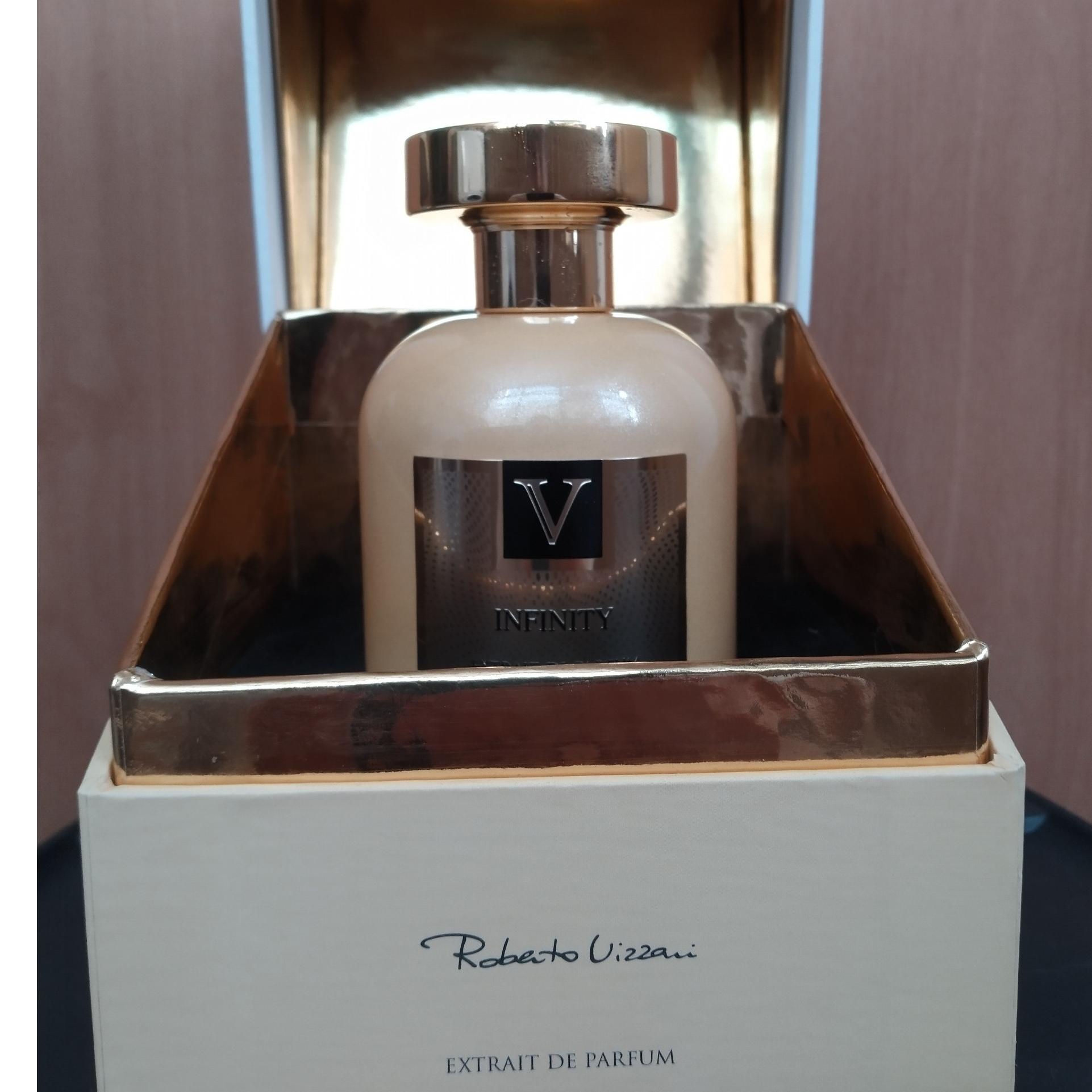 عطر روبرتو ویزاری مدل اینفینیتی