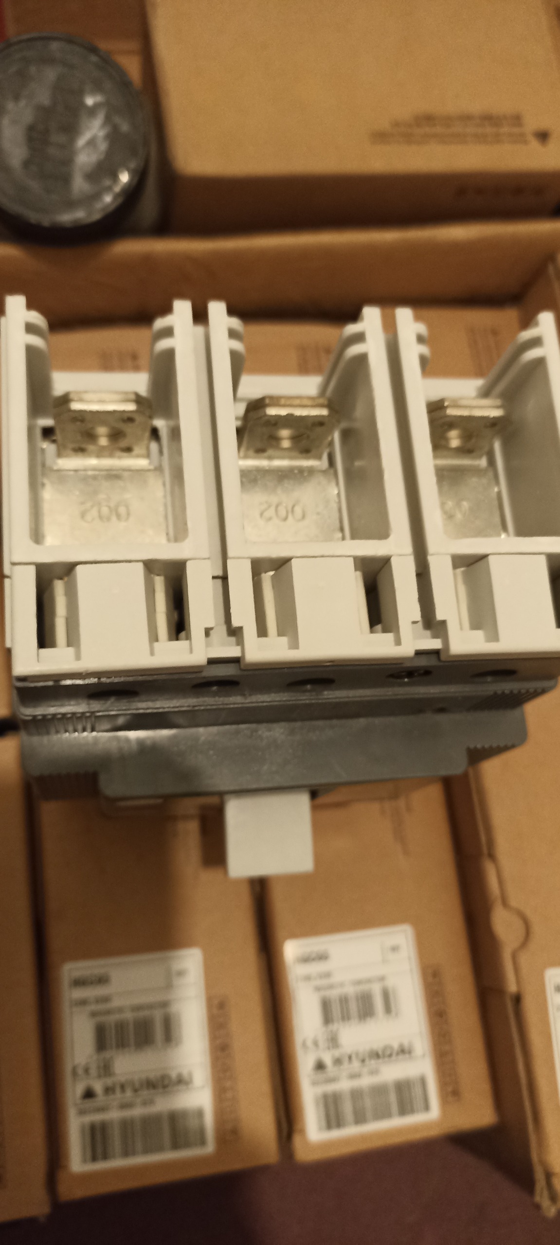 کلید اتوماتیک 250 آمپر متغیر قابل تنظیم ABB