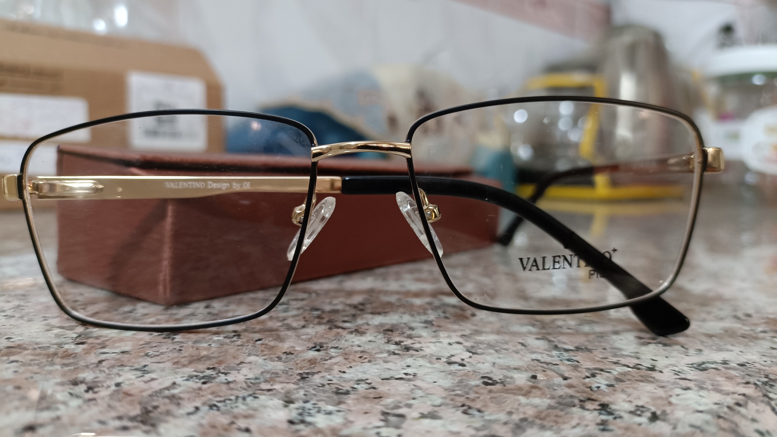 عینک طبی ولنتینو (Valentino)
