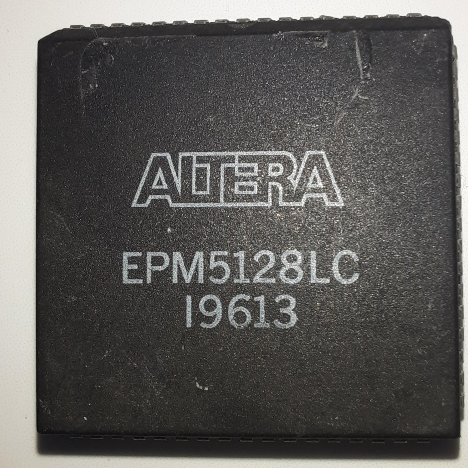آی سی EPM5128LC