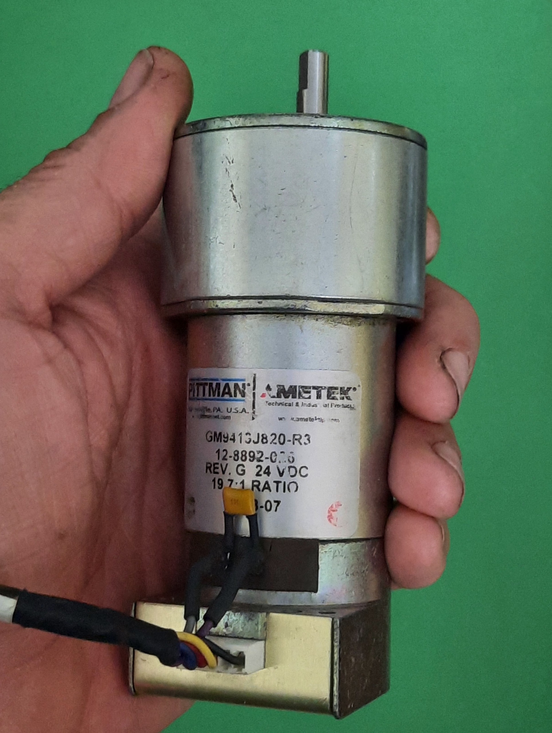موتور گیربکس AMETEK آمریکا با انکودر 500 پالس
