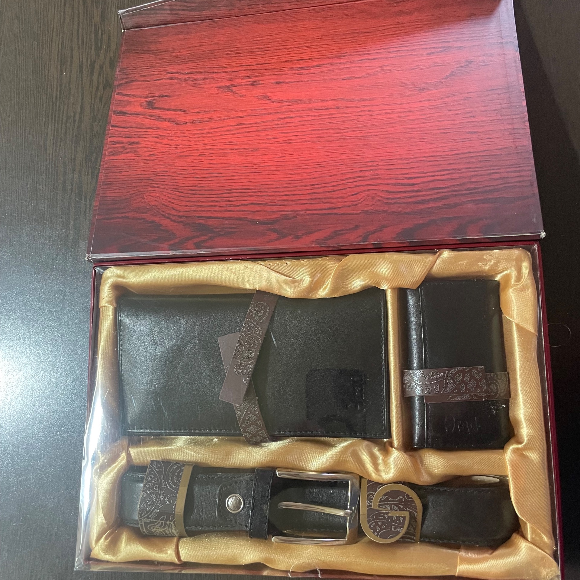 ست کمربند کیف پول و جاکلیدی چرم آراد