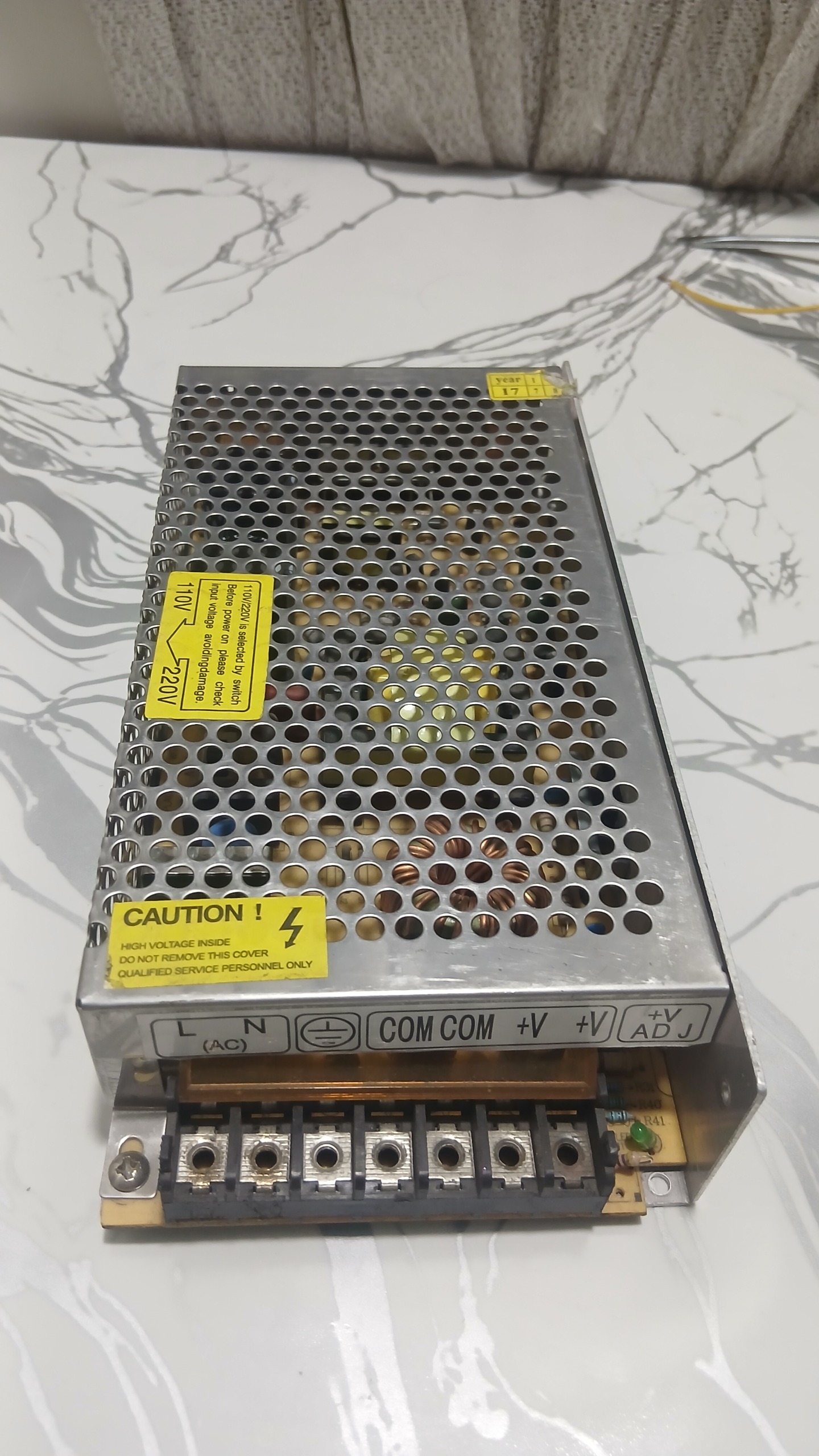 12 ولت 10 امپر منبع تغذیه سویچینگ power supply