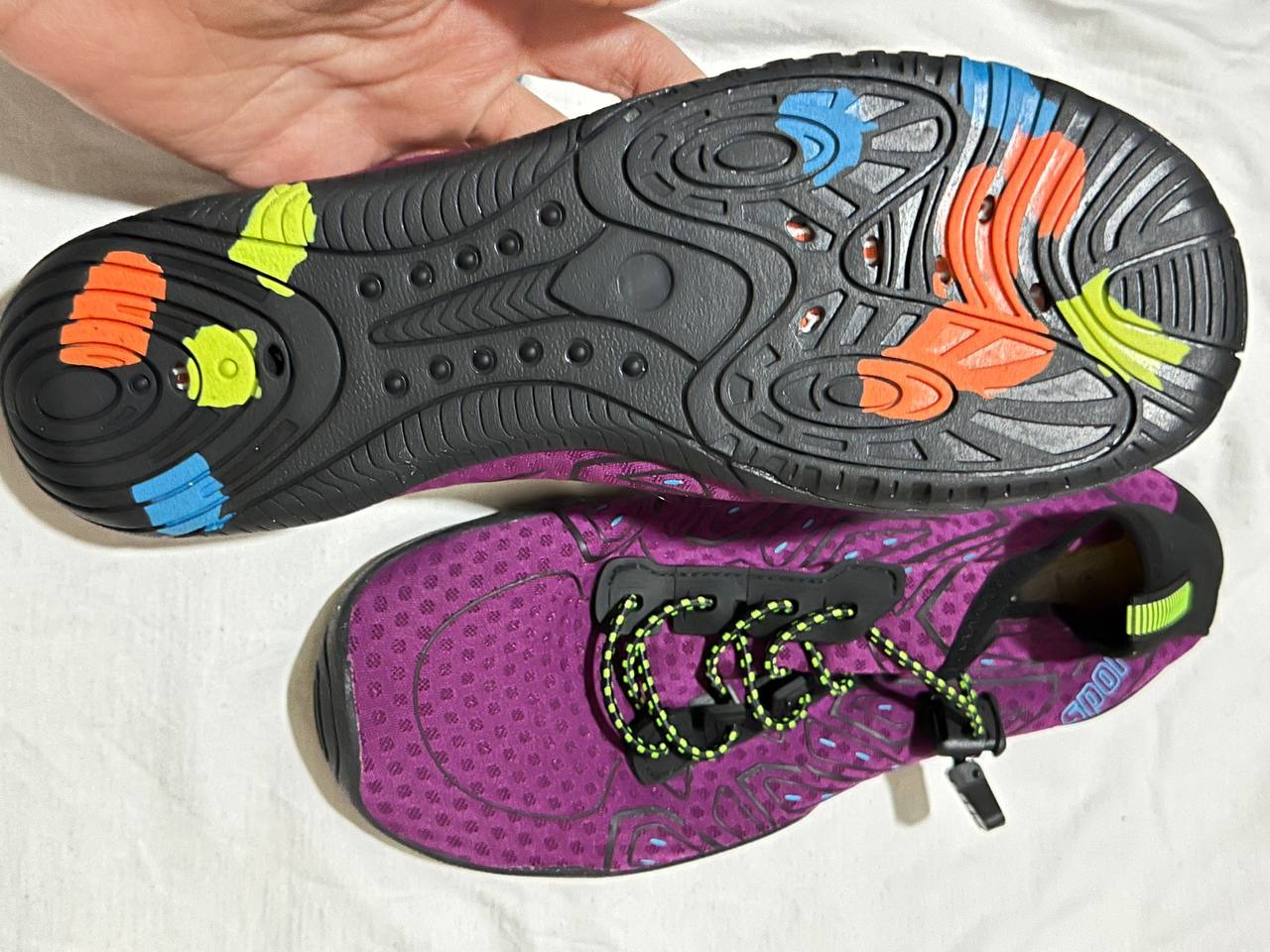 کفش دوزیست (Amphibious shoes)
