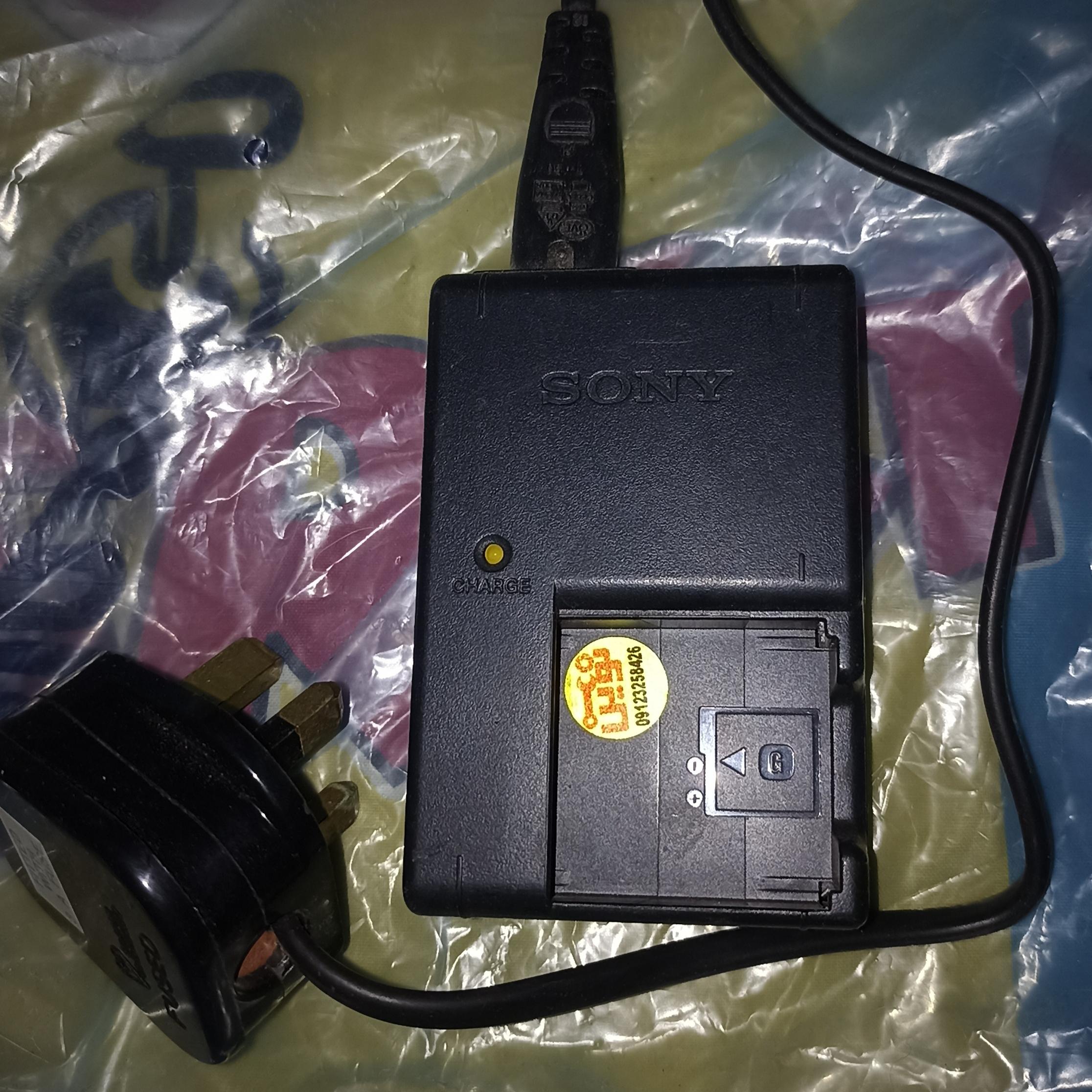 شارژر باتری دوربین SONY