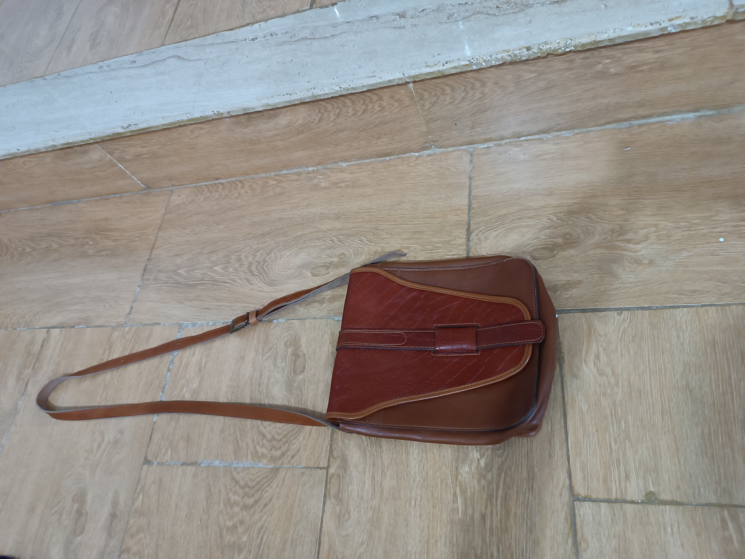 کیف چرم دست دوز