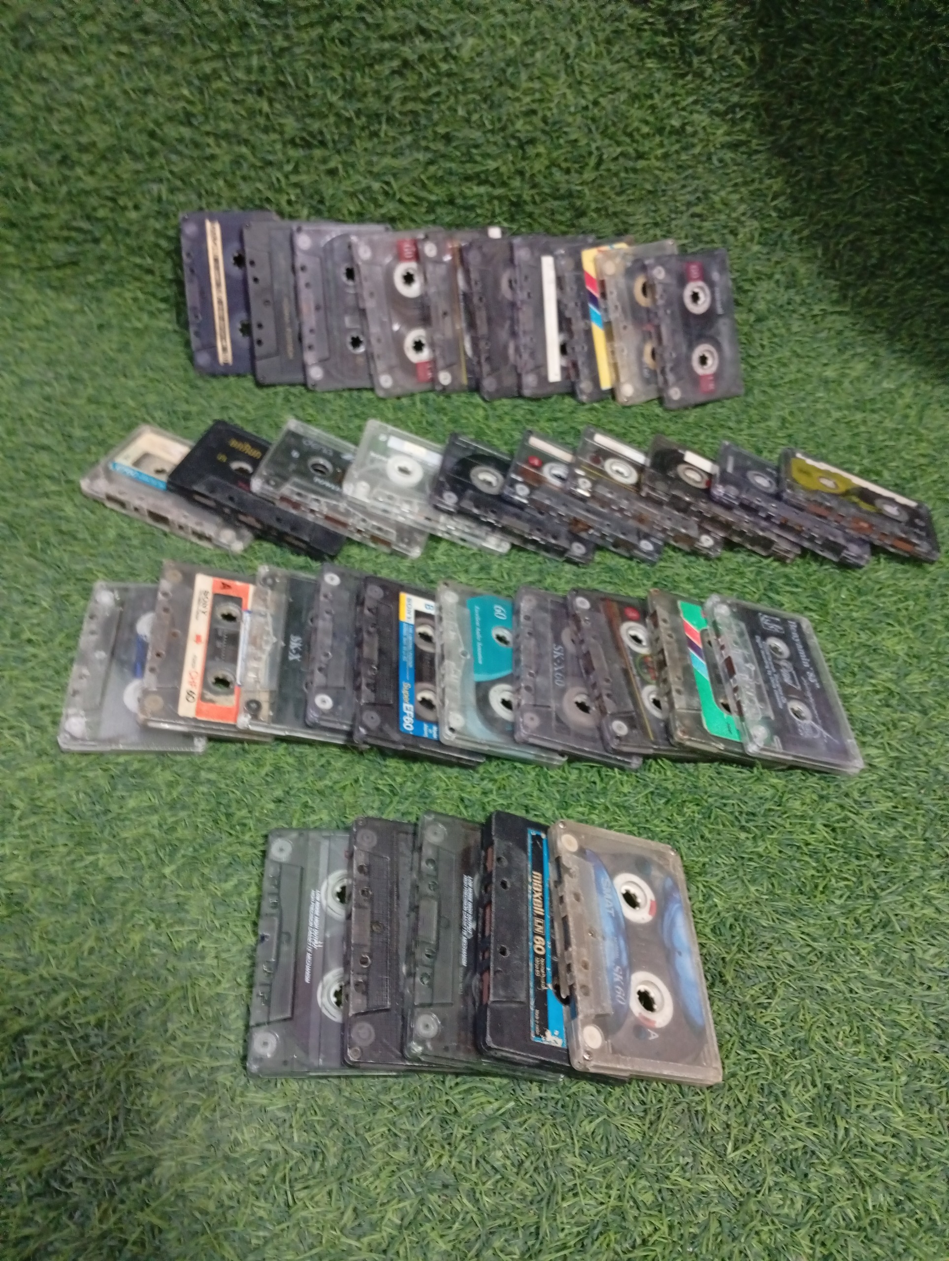 35عدد نوار کاست قدیمی