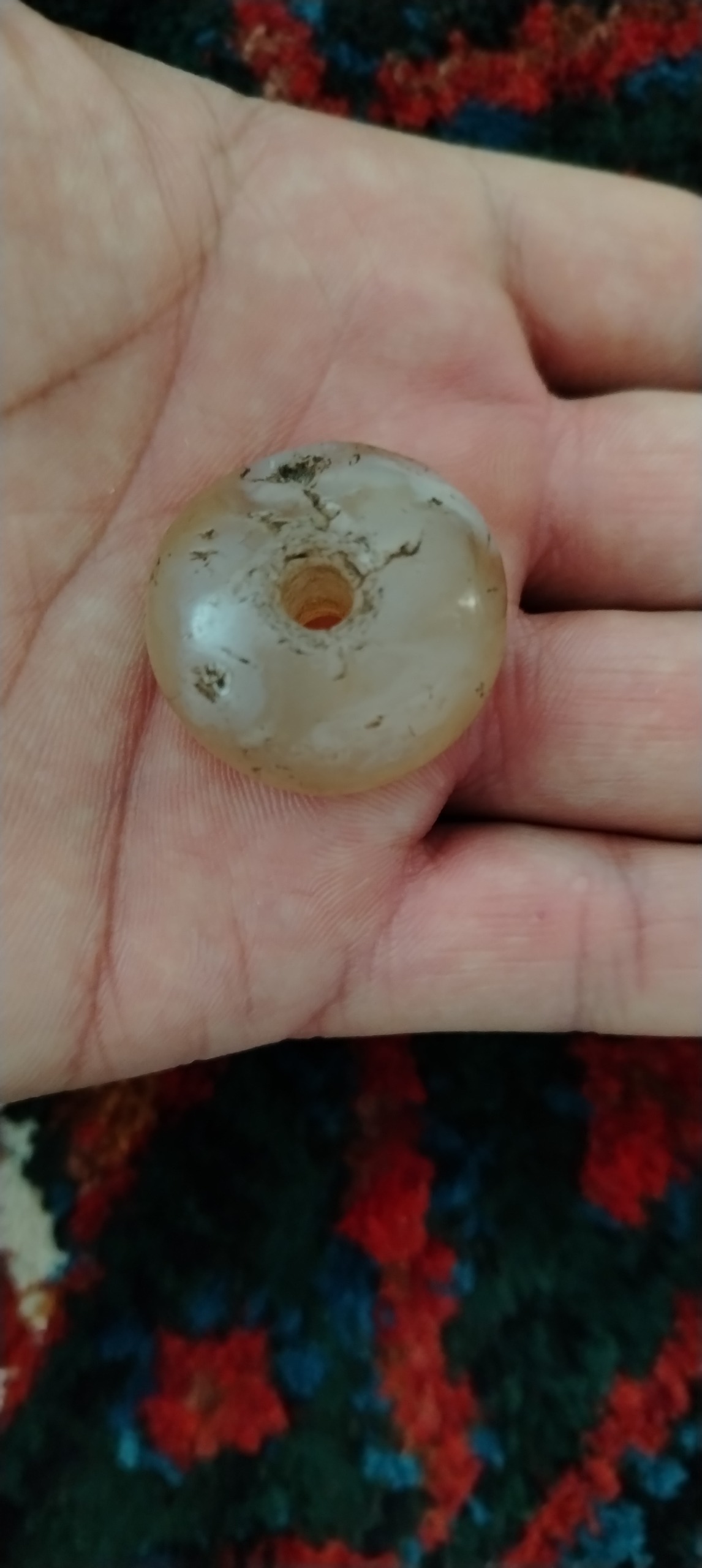 مهره جزع کهنه درشت