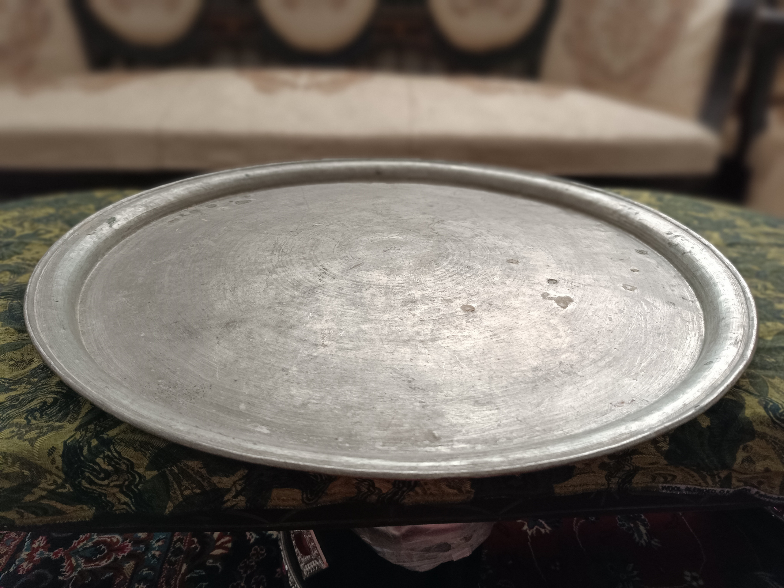 سینی مسی دست ساز یزدی با قدمت بالای 65 سال