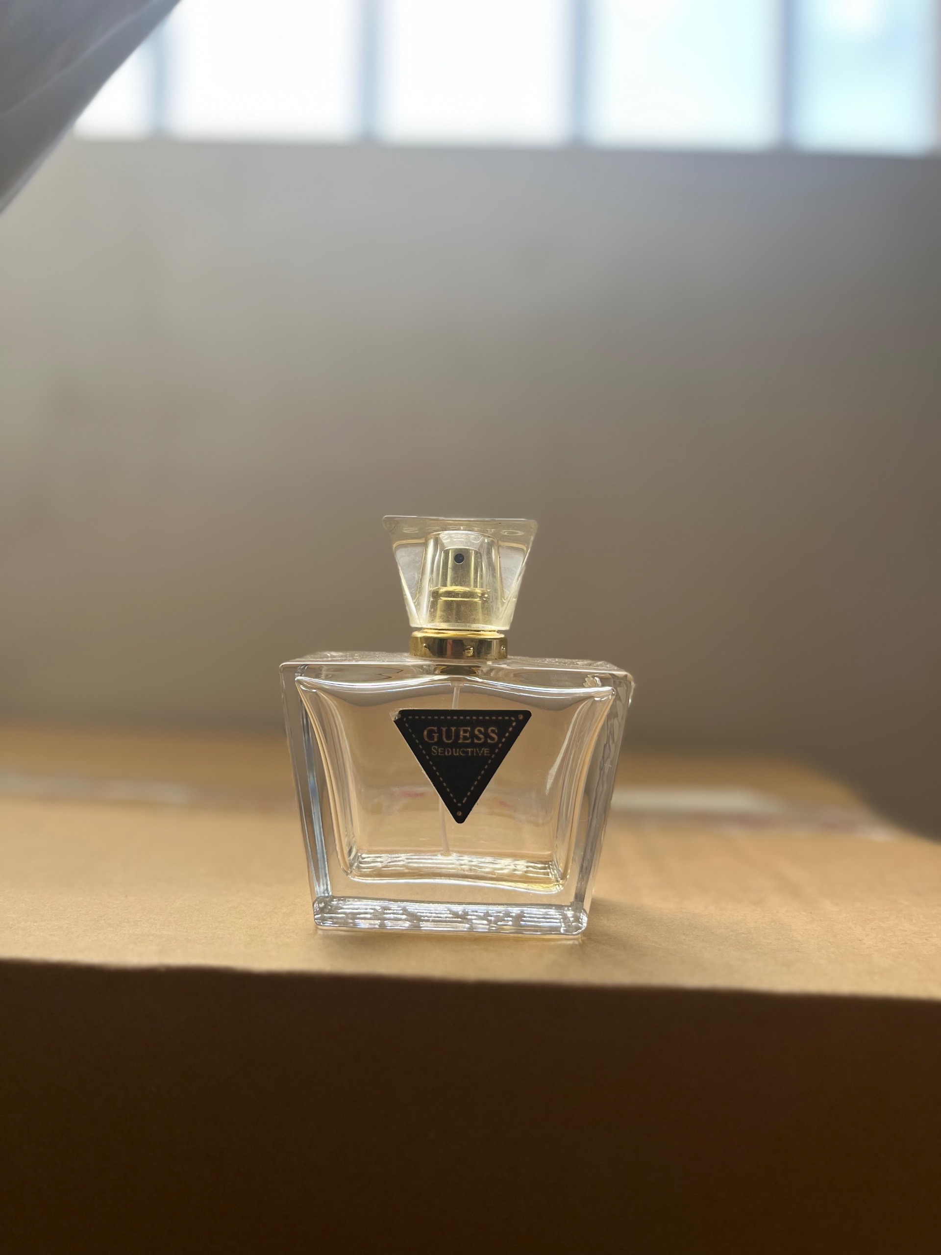 شیشه خالی عطر GUESS seductive