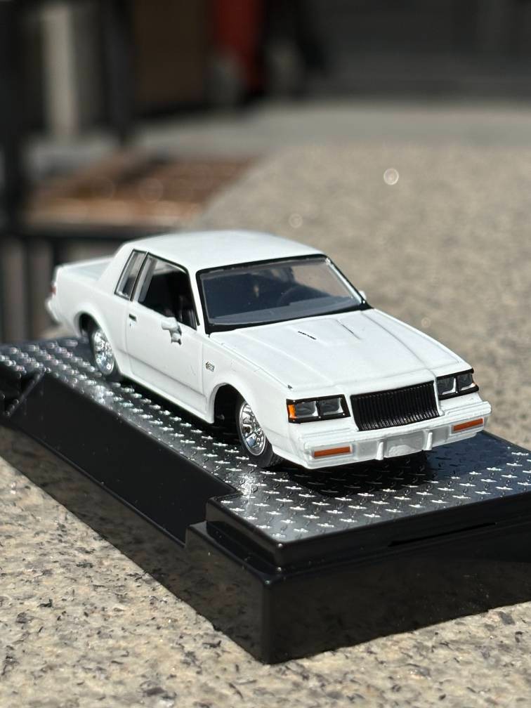 ماکت شورولت بیوک gnx برند m2