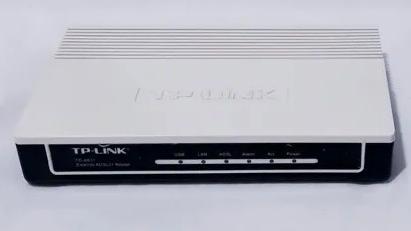 مودم adsl2 پلاس روتر tp-link مدل TD-8811
