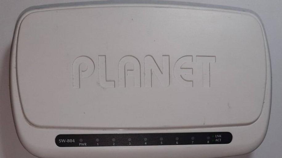 سوییچ 8 پورت planet مدل SW-804