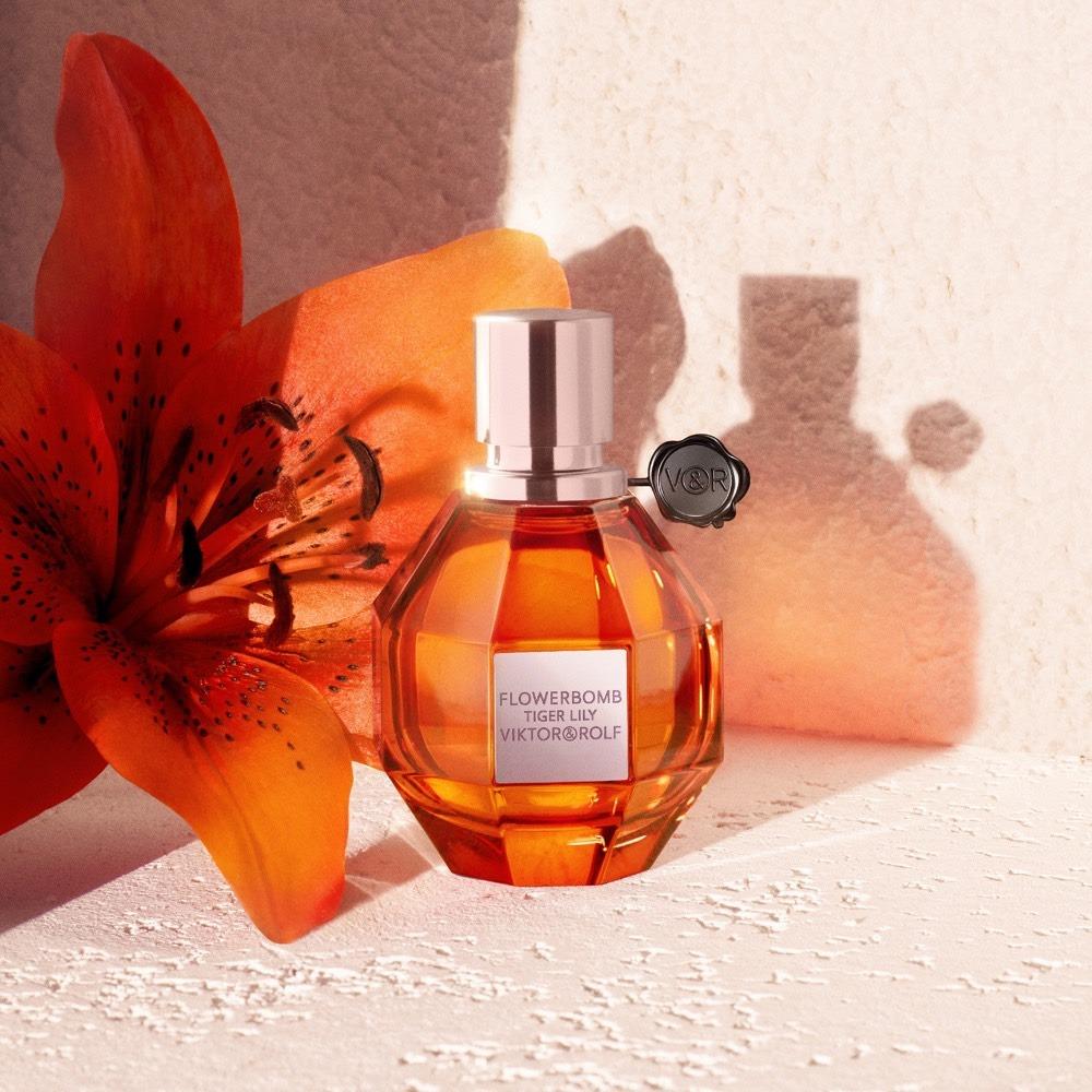 عطر ویکتور اند رولف فلاور بمب تایگر لیلی