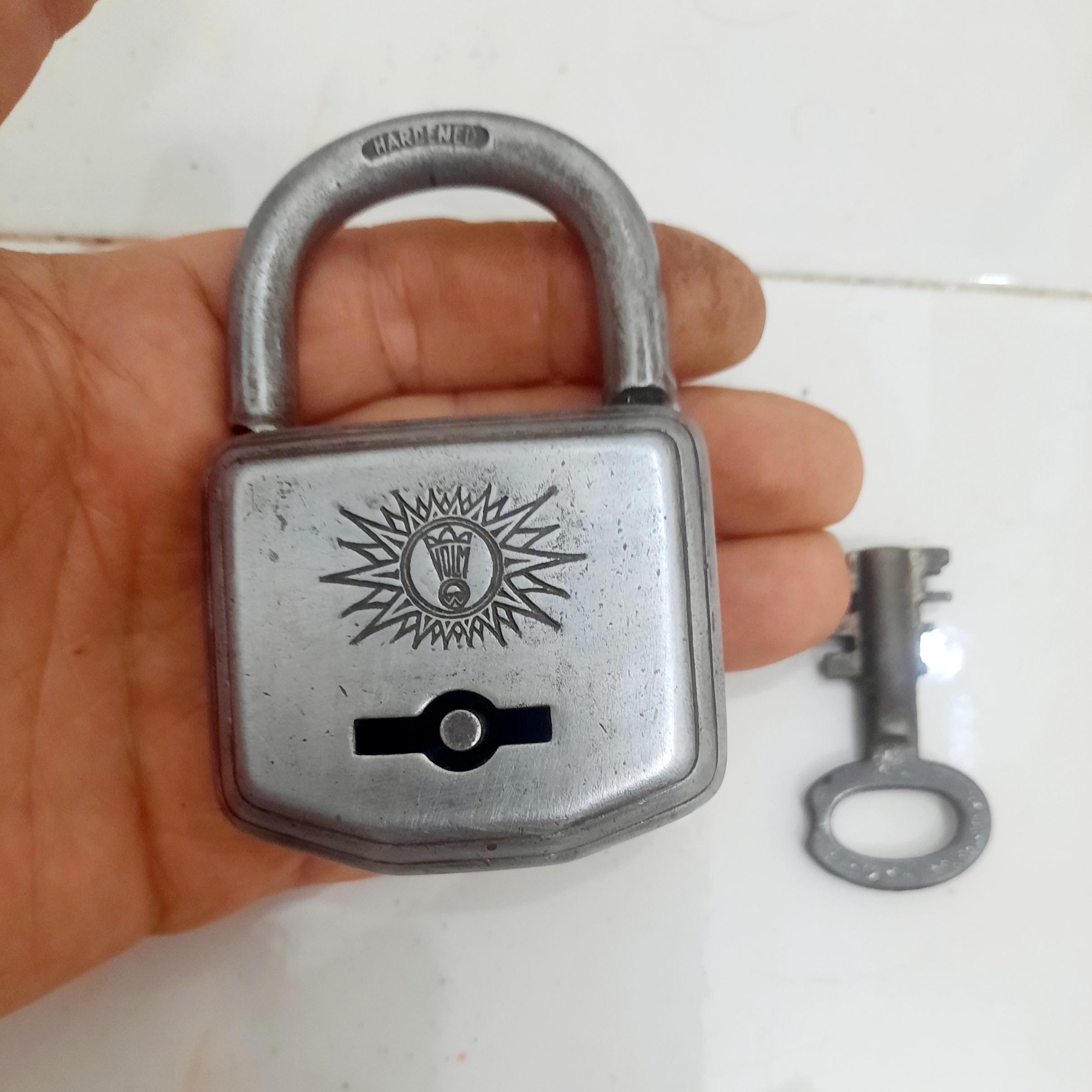 قفل دوزبانه استثنائی آلمانی