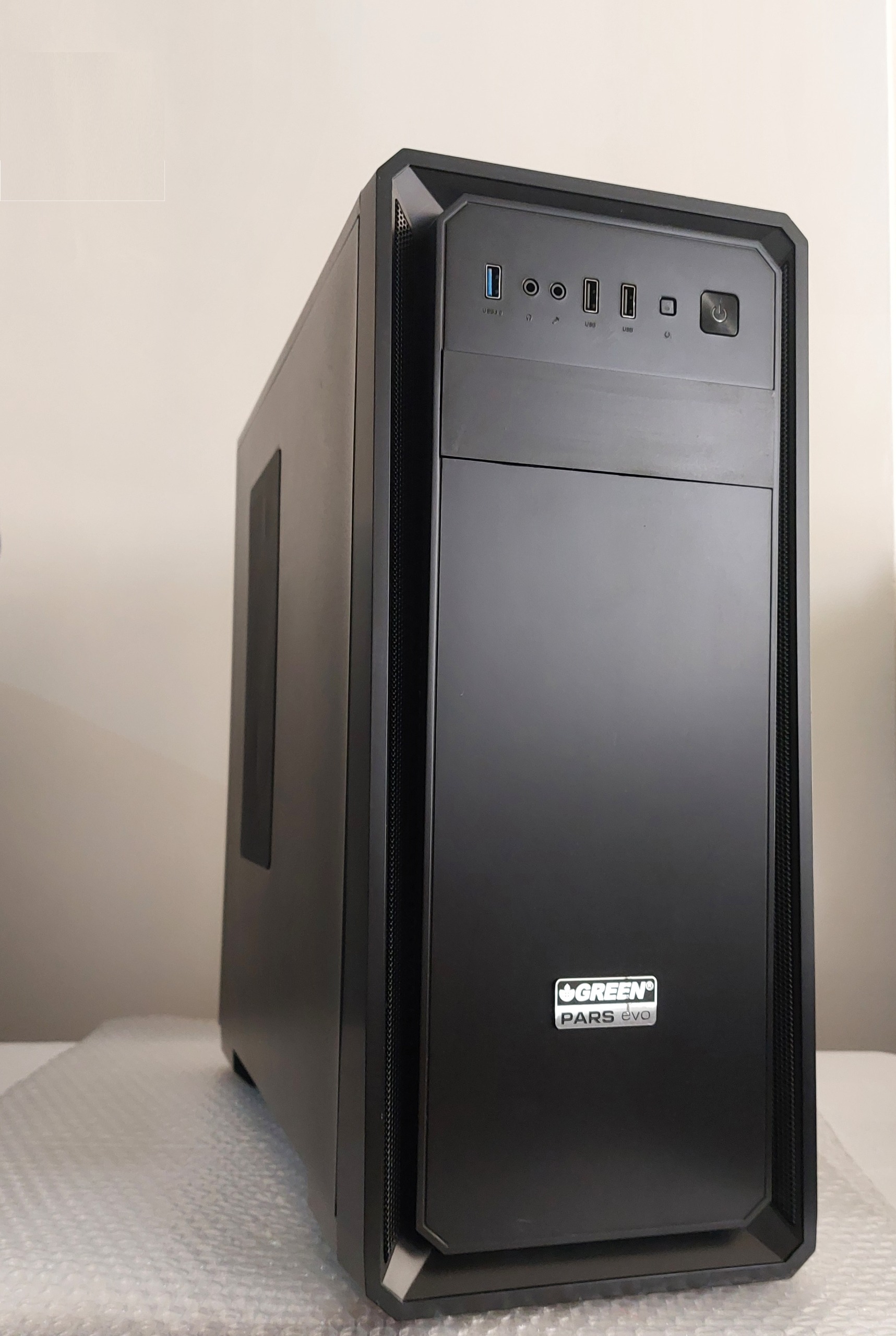 کیس گیمینگ 10100F _ RX 470 _ رم 16 (توضیحات)