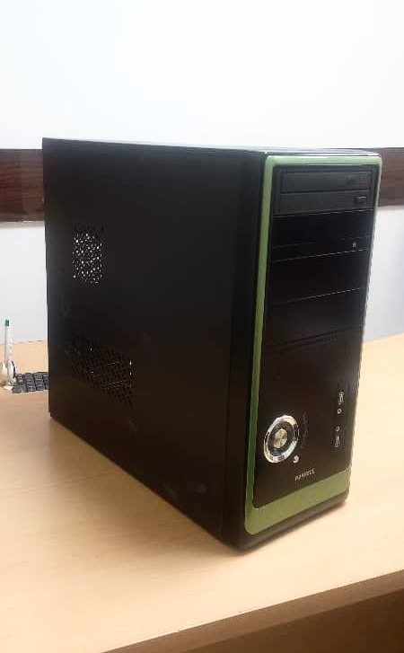 کیس Celeron D بسیار تمیز (توضیحات)