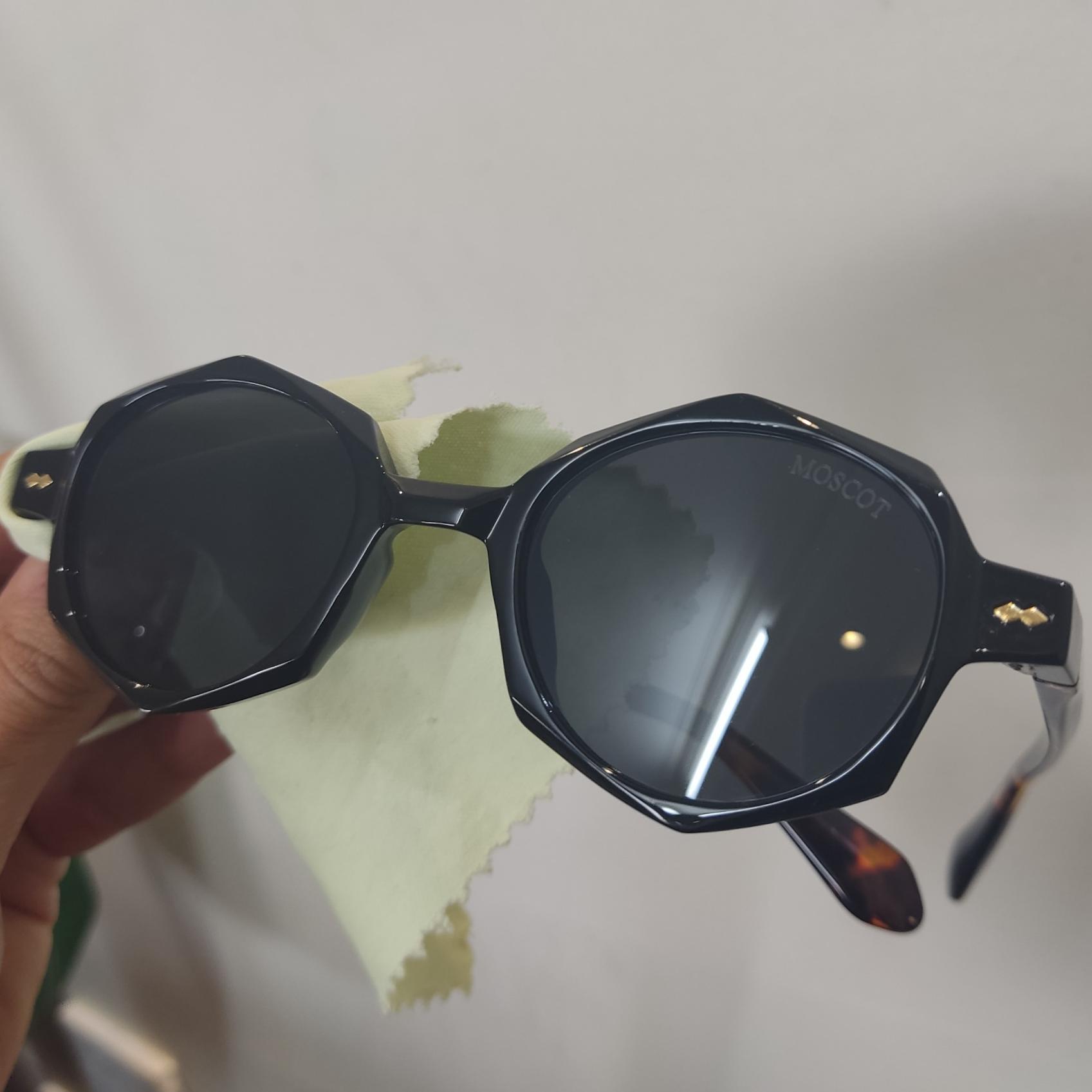 عینک moscot چند ضلعی