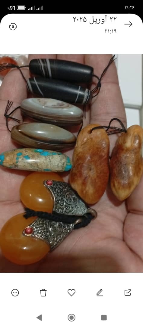 مهره های کهنه وقدیمی