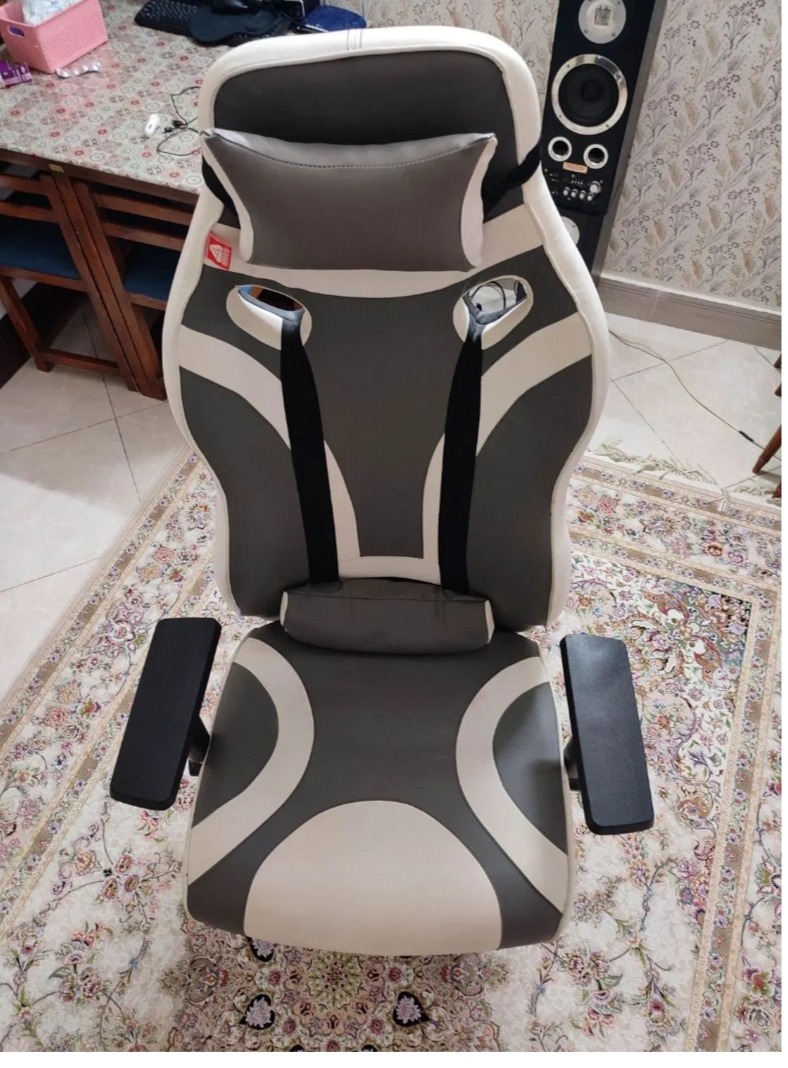صندلی گیمینگ ارکو 4 حالته